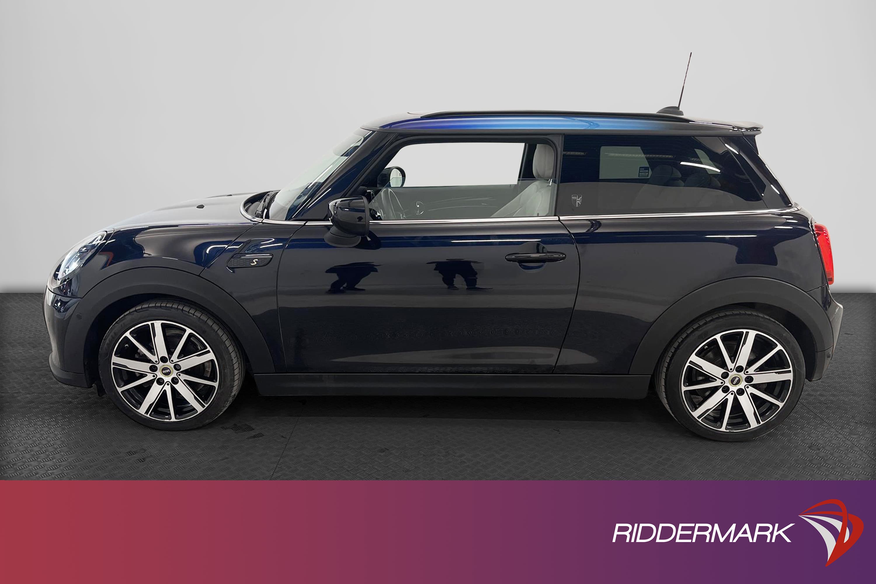 MINI Cooper SE 32.6 kWh 184hk Maximize Pano Skinn H/K