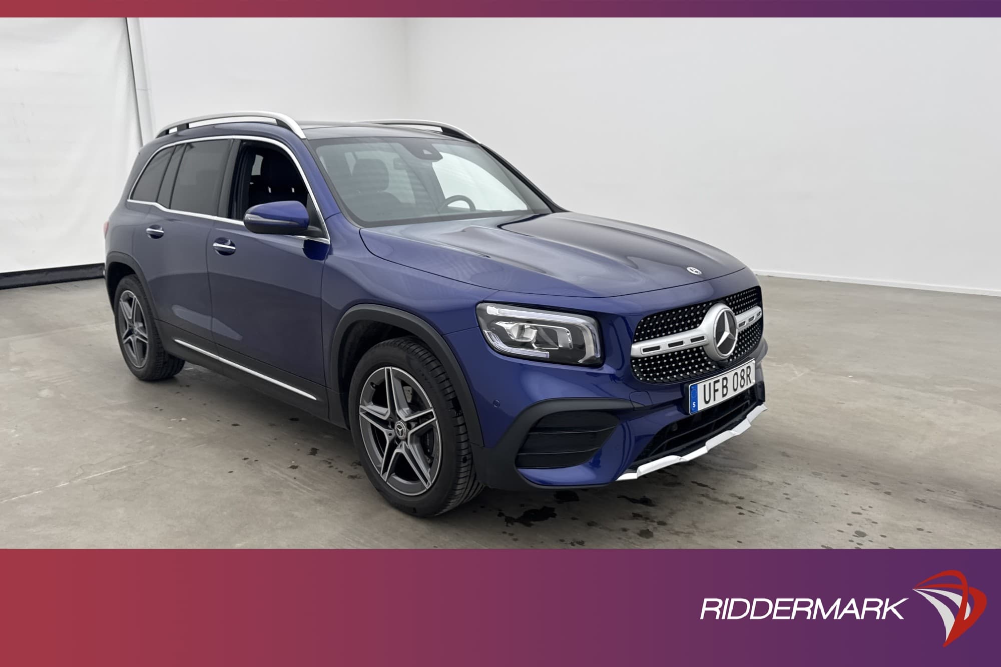 Mercedes-Benz GLB 200 d 4M AMG W-Screen Pano Drag Värmare