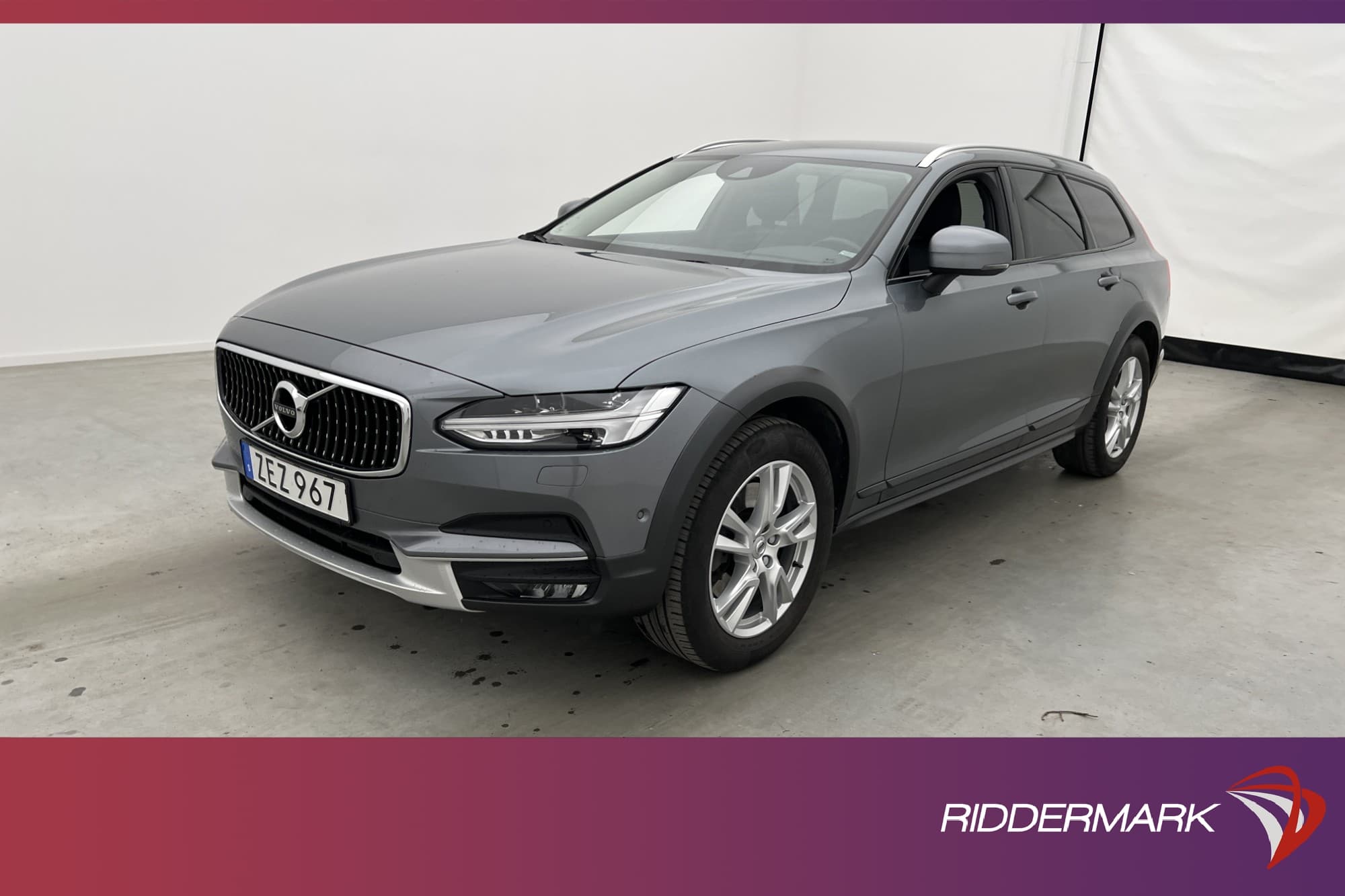 Volvo V90 Cross Country D4 AWD 200hk