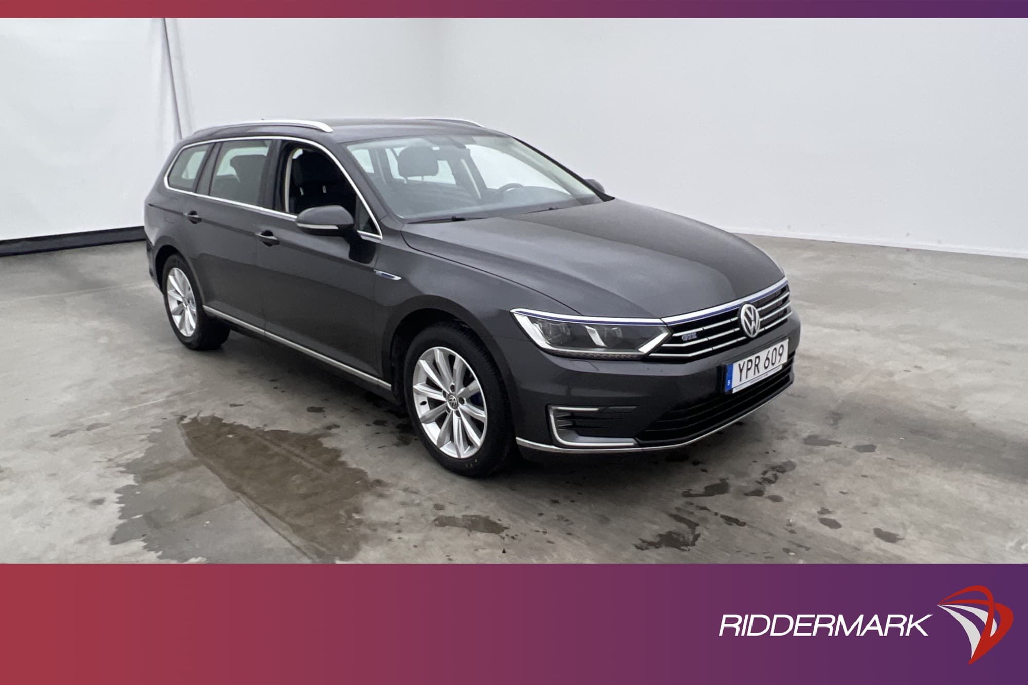 Volkswagen Passat GTE 218hk