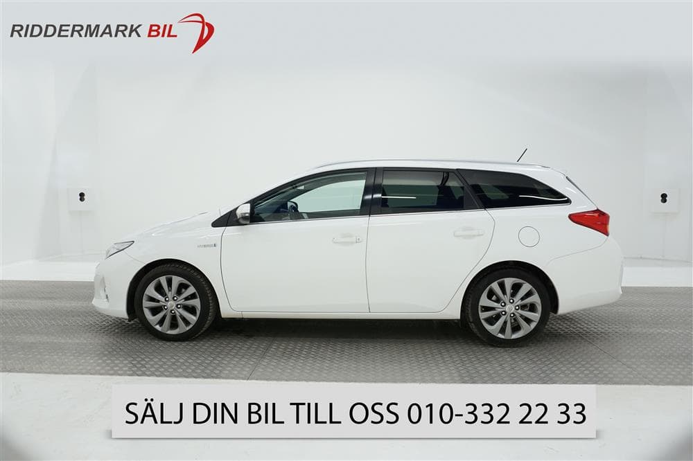 Toyota Auris 1.8 HSD 99hk Touring Sports 