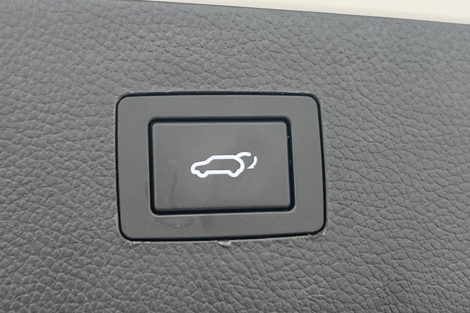 Hyundai i40 CW CRDi 136hk Business Kamera M/K Värmare Navi