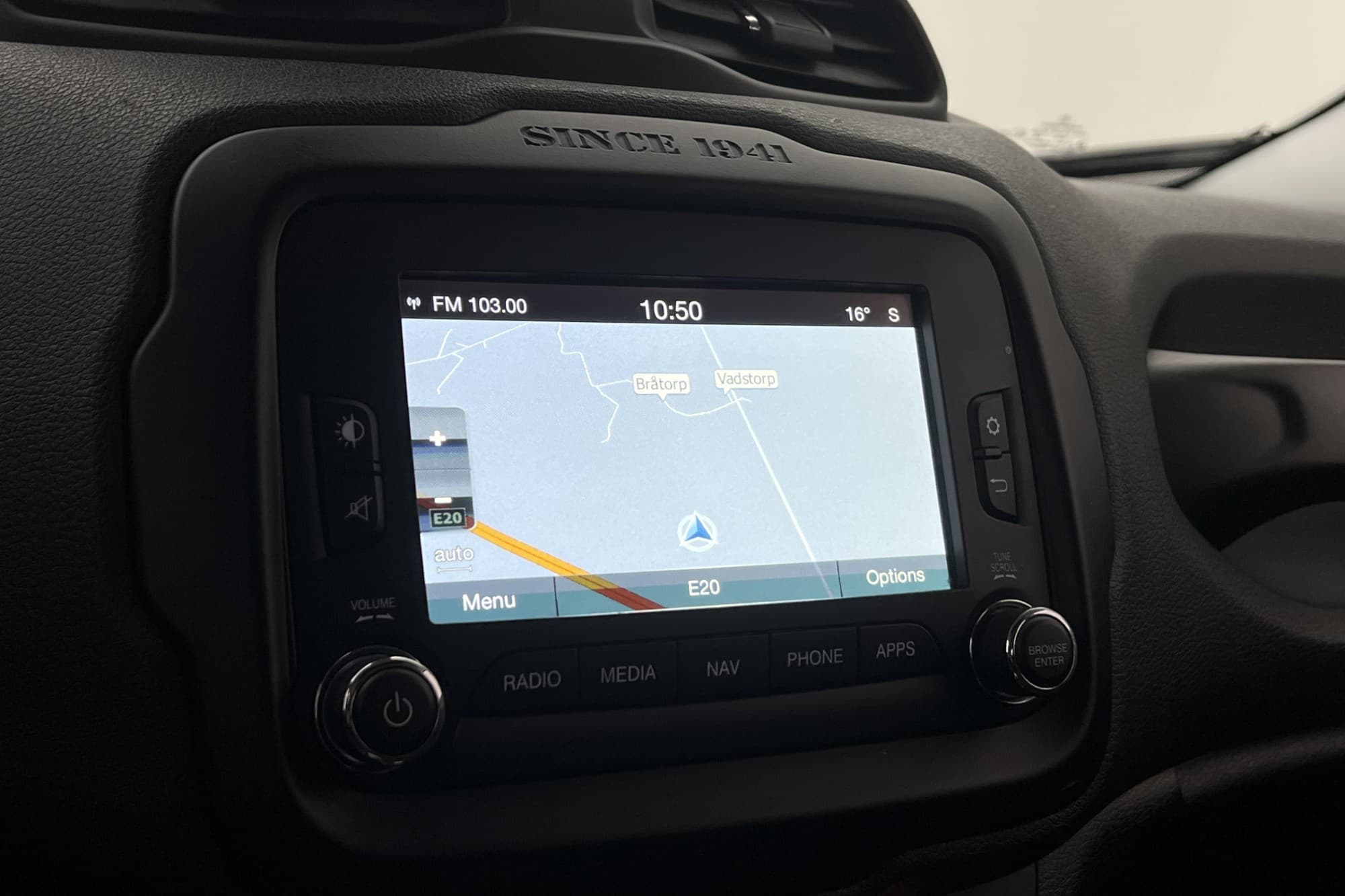 Jeep Renegade 1.4 4WD 170hk 75th Anniversary Navi Rattvärme