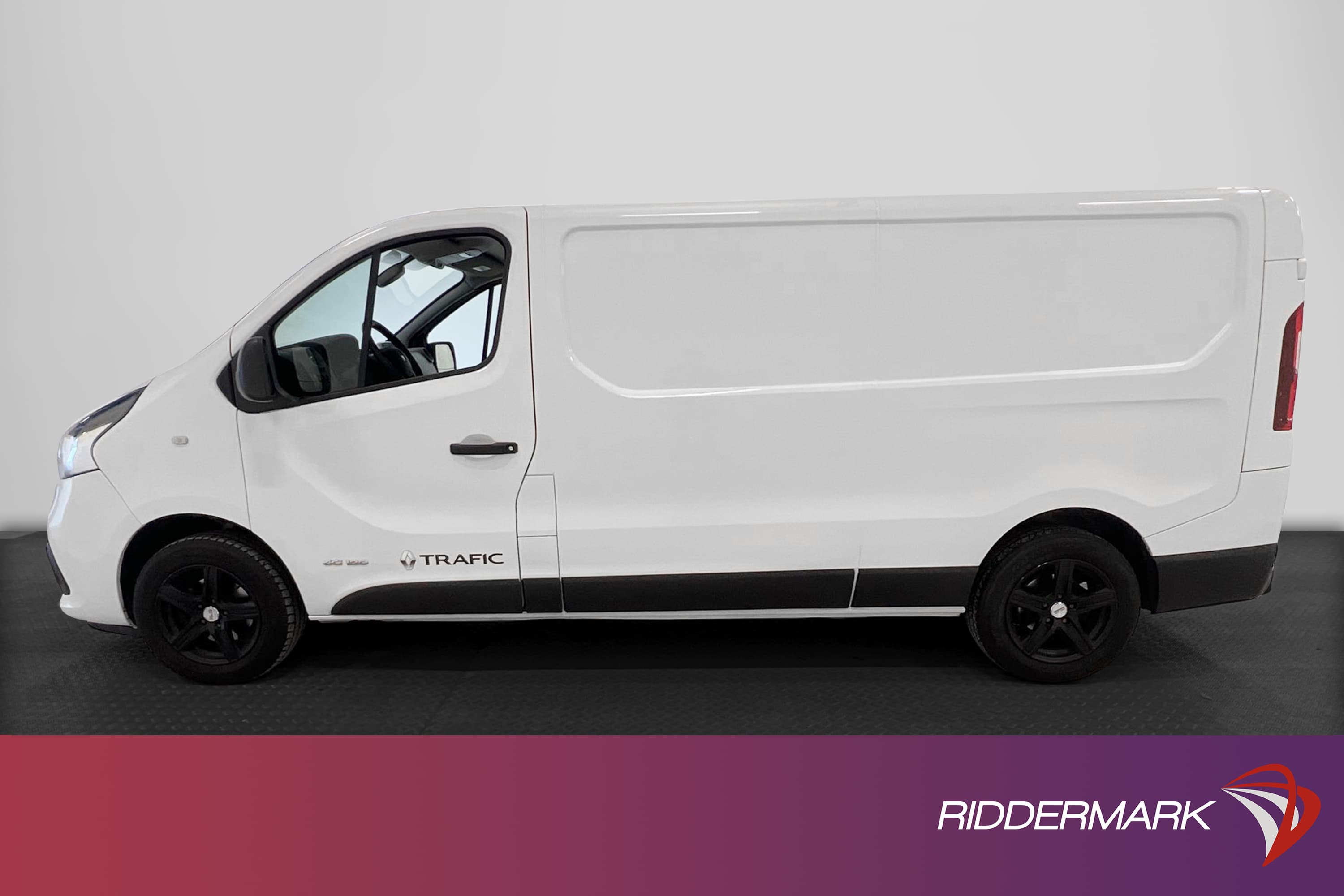 Renault Trafic 1.6dCi Lång Navi Dragkrok Värmare Moms