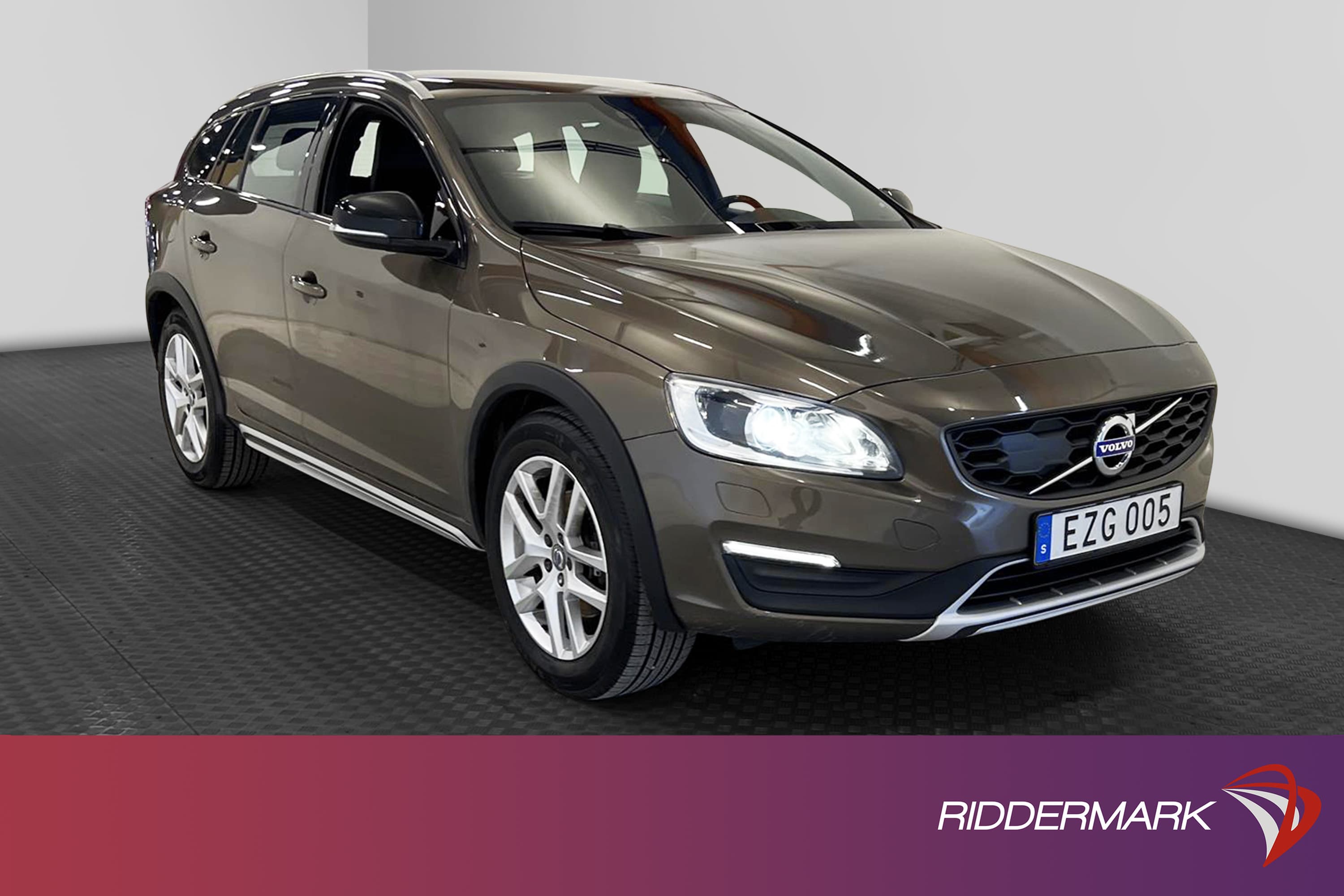 Volvo V60 Cross Country D4 AWD 190hk