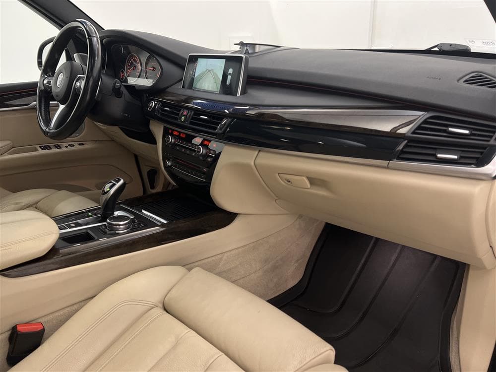 BMW X5 xDrive30d M Sport Värmare Panorama B&O Kamera Navi