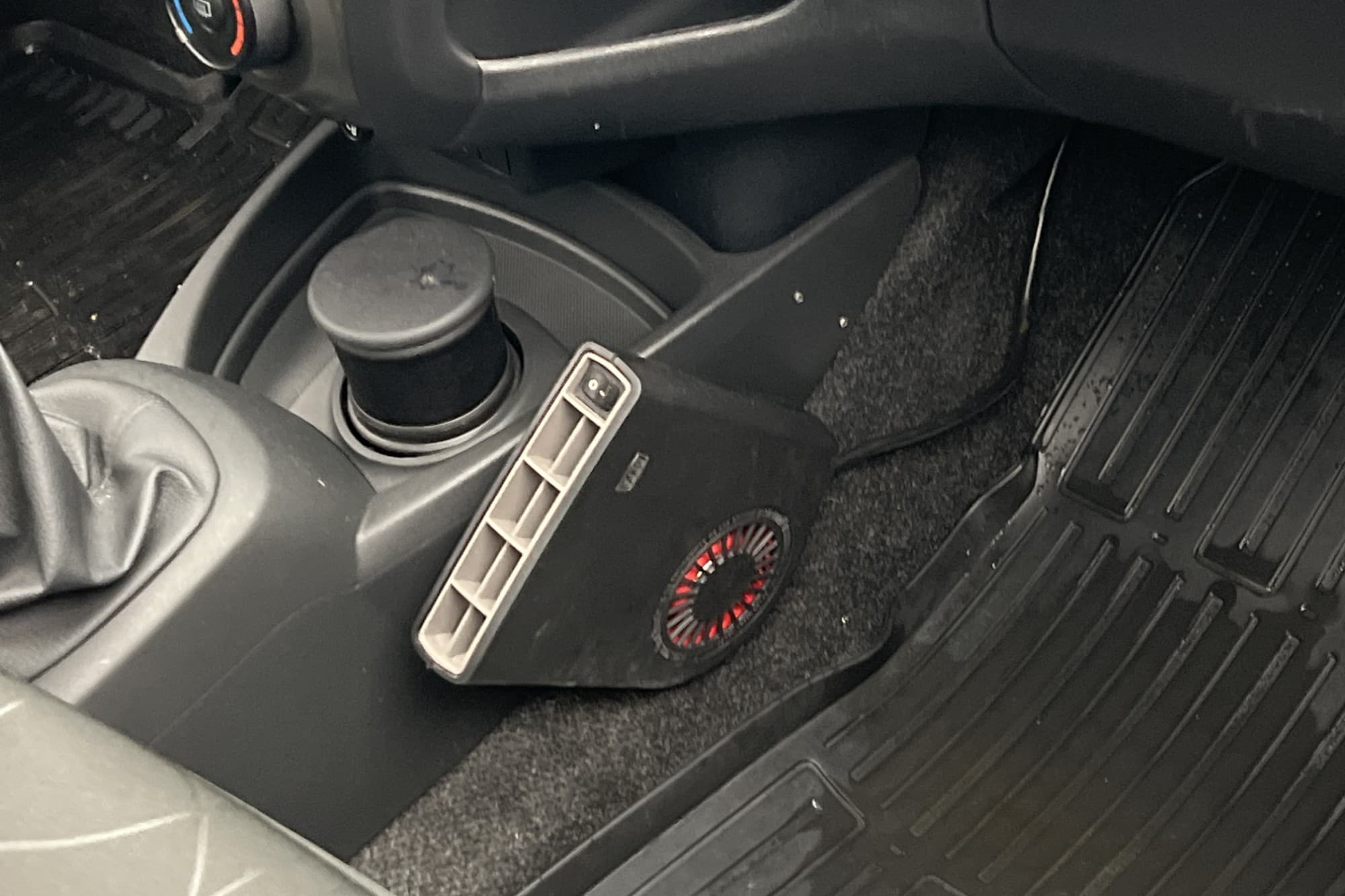 Toyota Yaris 1.33 101hk M&K-Värmare P-Sensorer Dragkrok