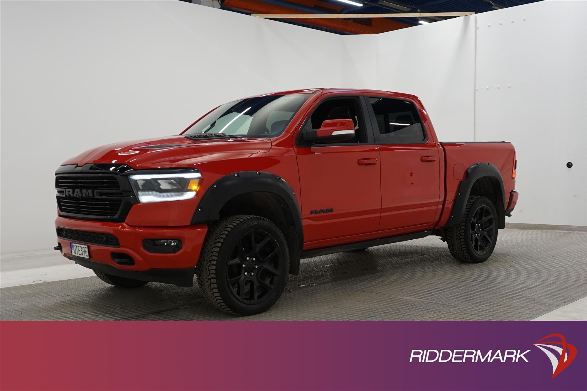 Dodge Ram Laramie Night 5.7 395hk Luftfjädring Breddare Mom