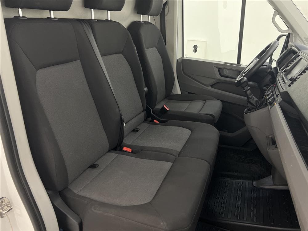 Volkswagen Crafter 2.0 TDI 4M 177hk L2h2 Diff Värmare Moms  interiör