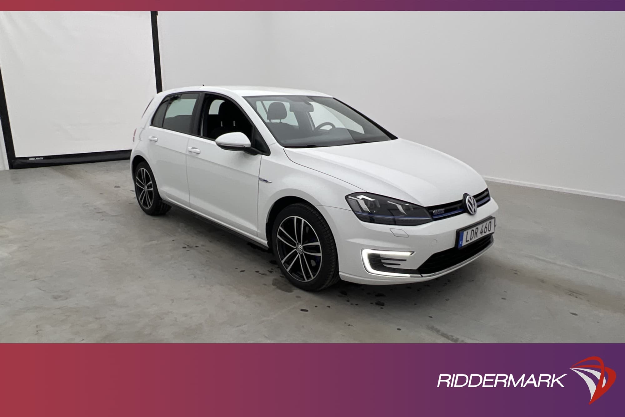 Volkswagen Golf GTE 204hk
