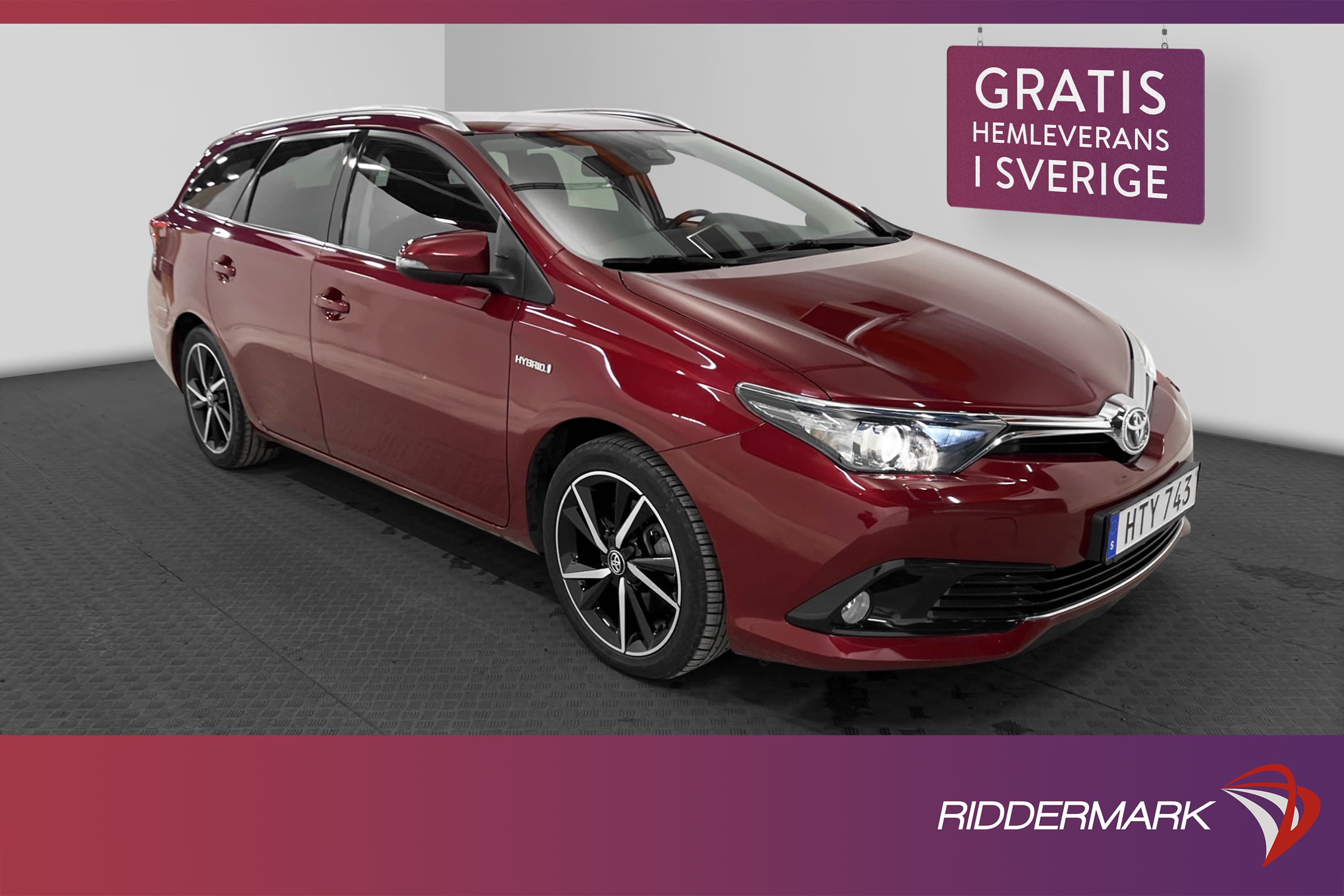 Toyota Auris Touring Hybrid 136hk