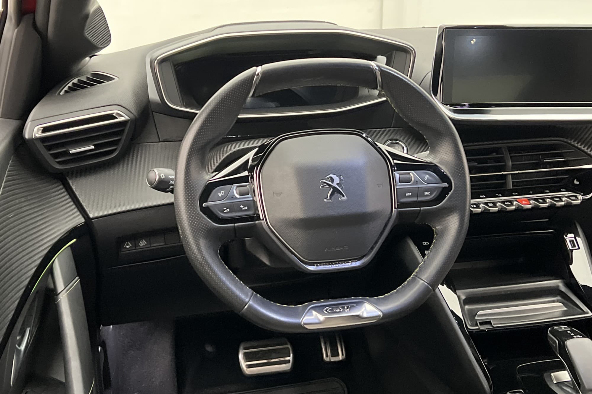 Peugeot E-208 GT Värmepump Kamera P-Sensorer CarPlay