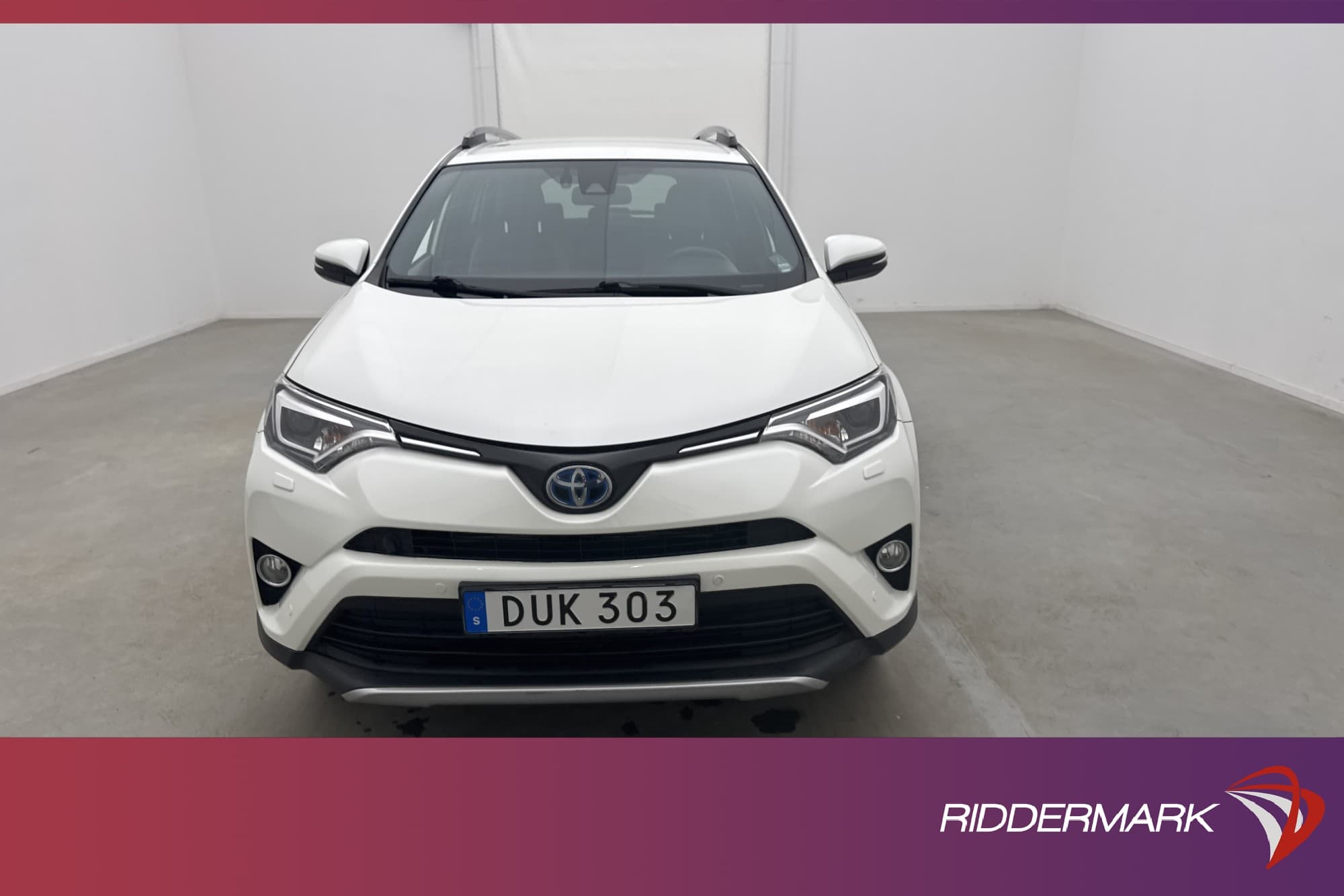 Toyota RAV4 Hybrid AWD 197hk