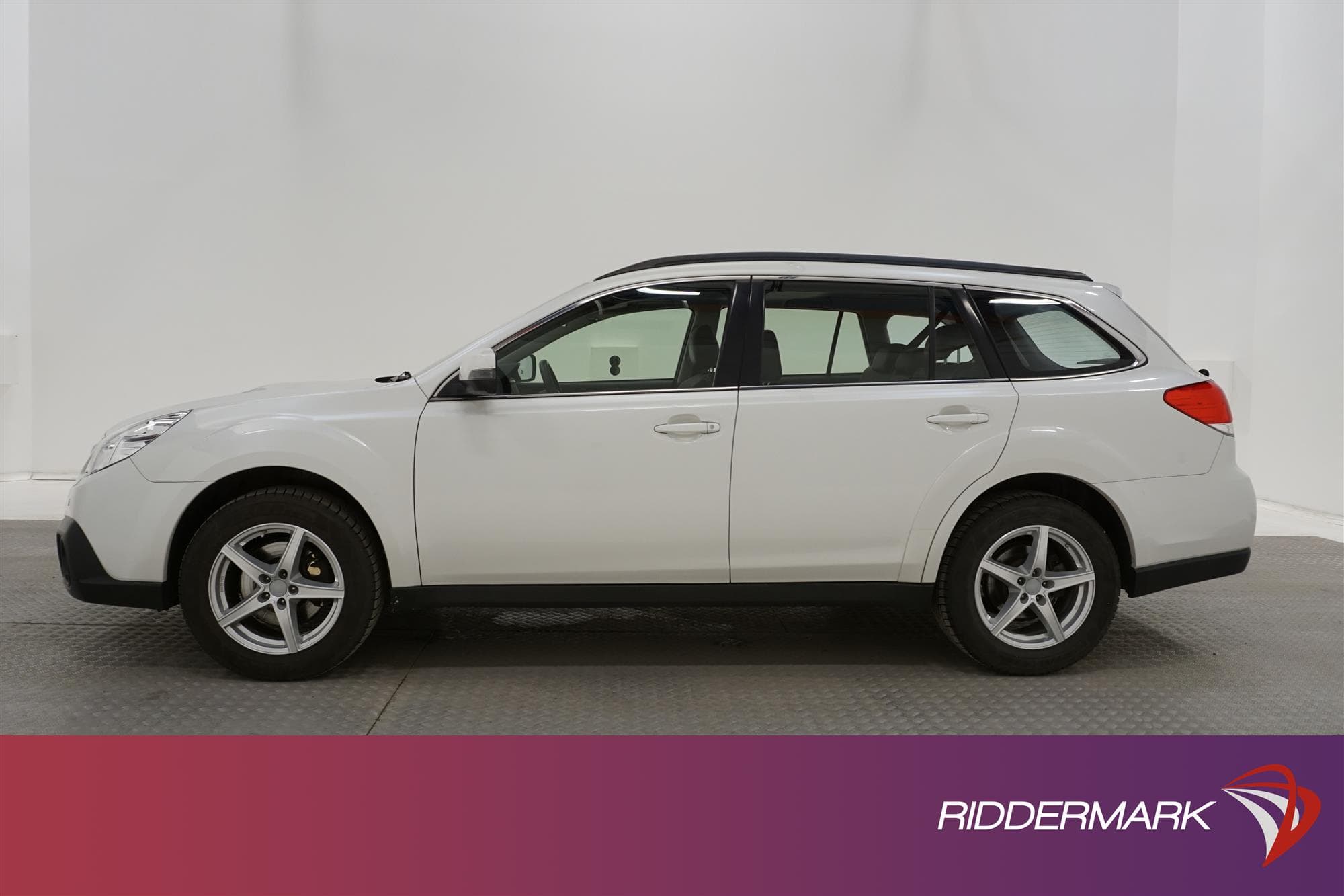 Subaru Outback 2.0 150hk 4WD Skinn Taklucka B-Kamera Navi