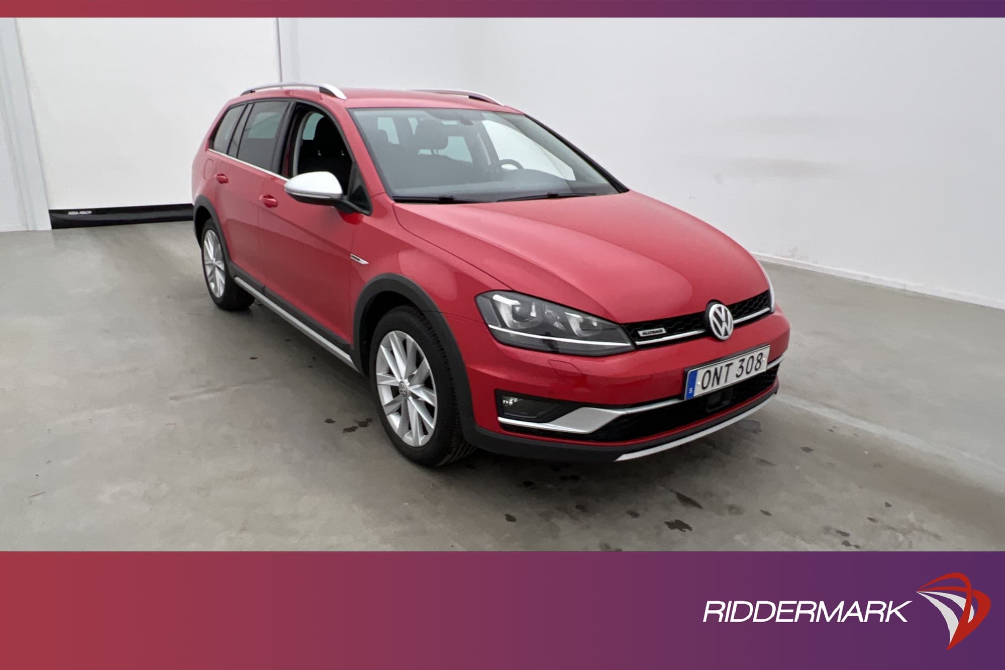 Volkswagen Golf Alltrack 1.8 TSI 4M