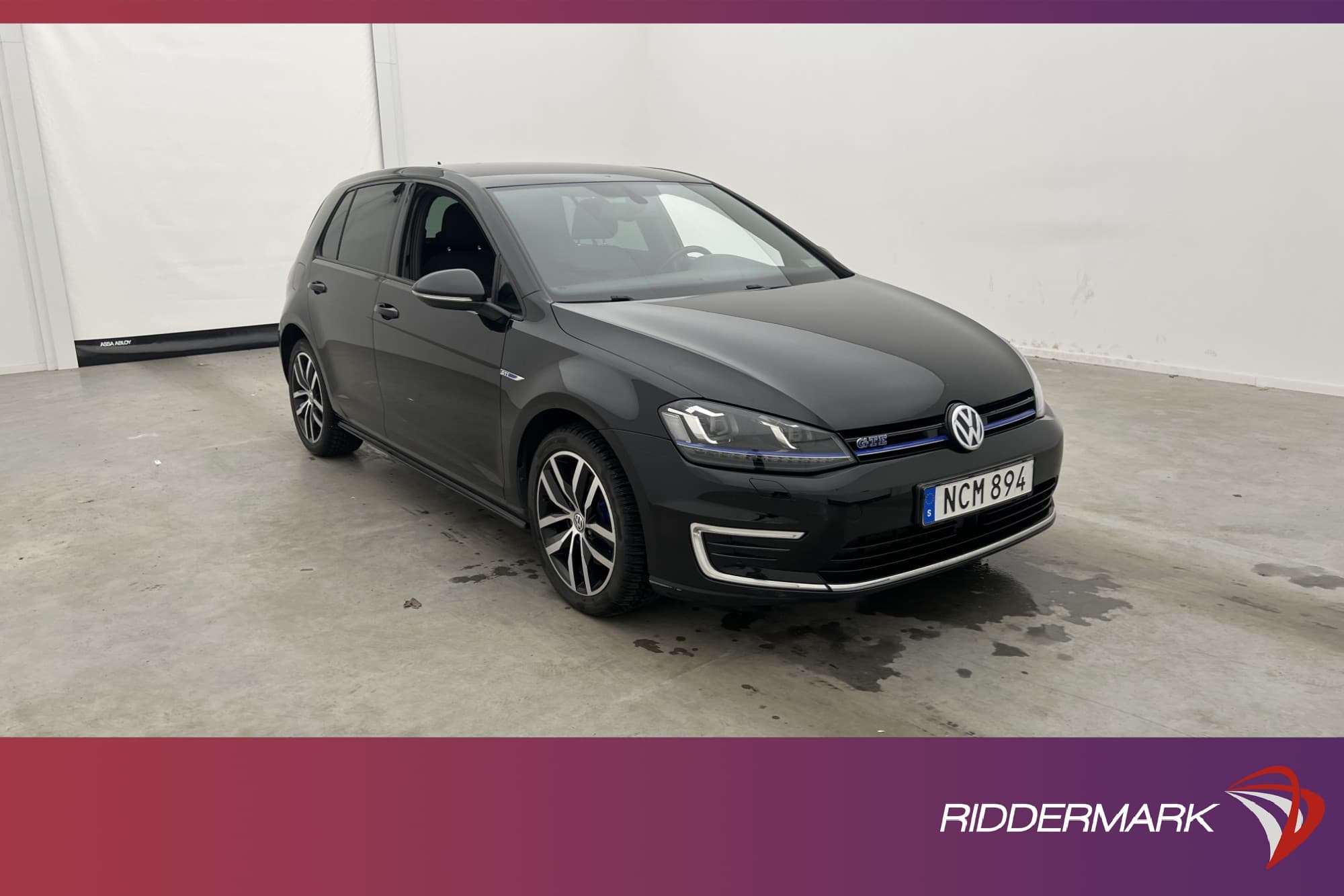 Volkswagen Golf GTE 204hk