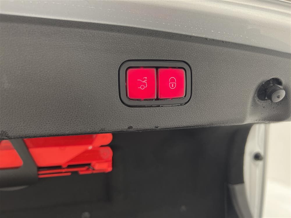 Mercedes-Benz E AMG Exclusive Kamera Pano H/K Keyless Naviinteriör