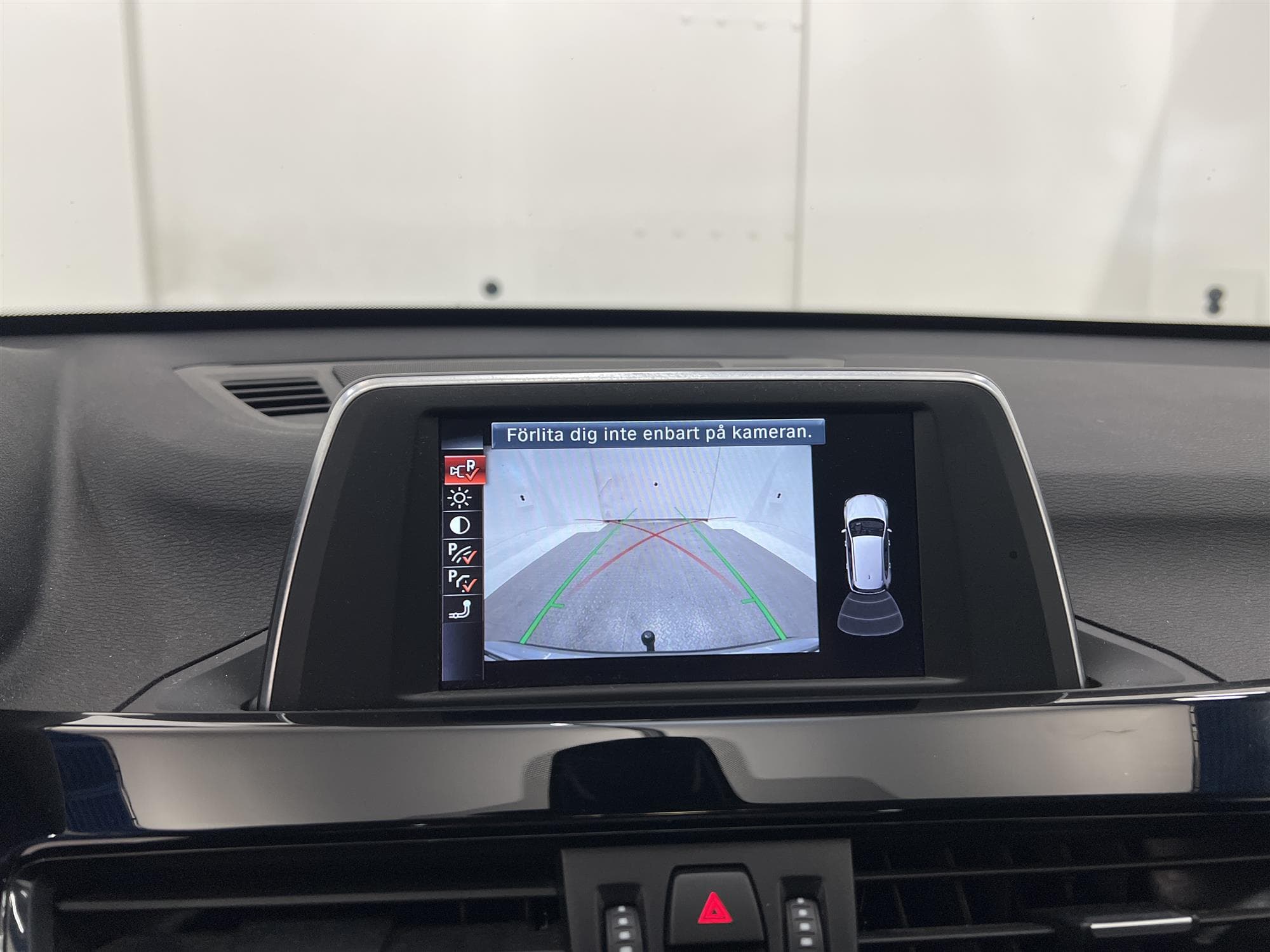 BMW X1 xDrive20d 190hk Pano Drag B-Kam Skinn Keyless 