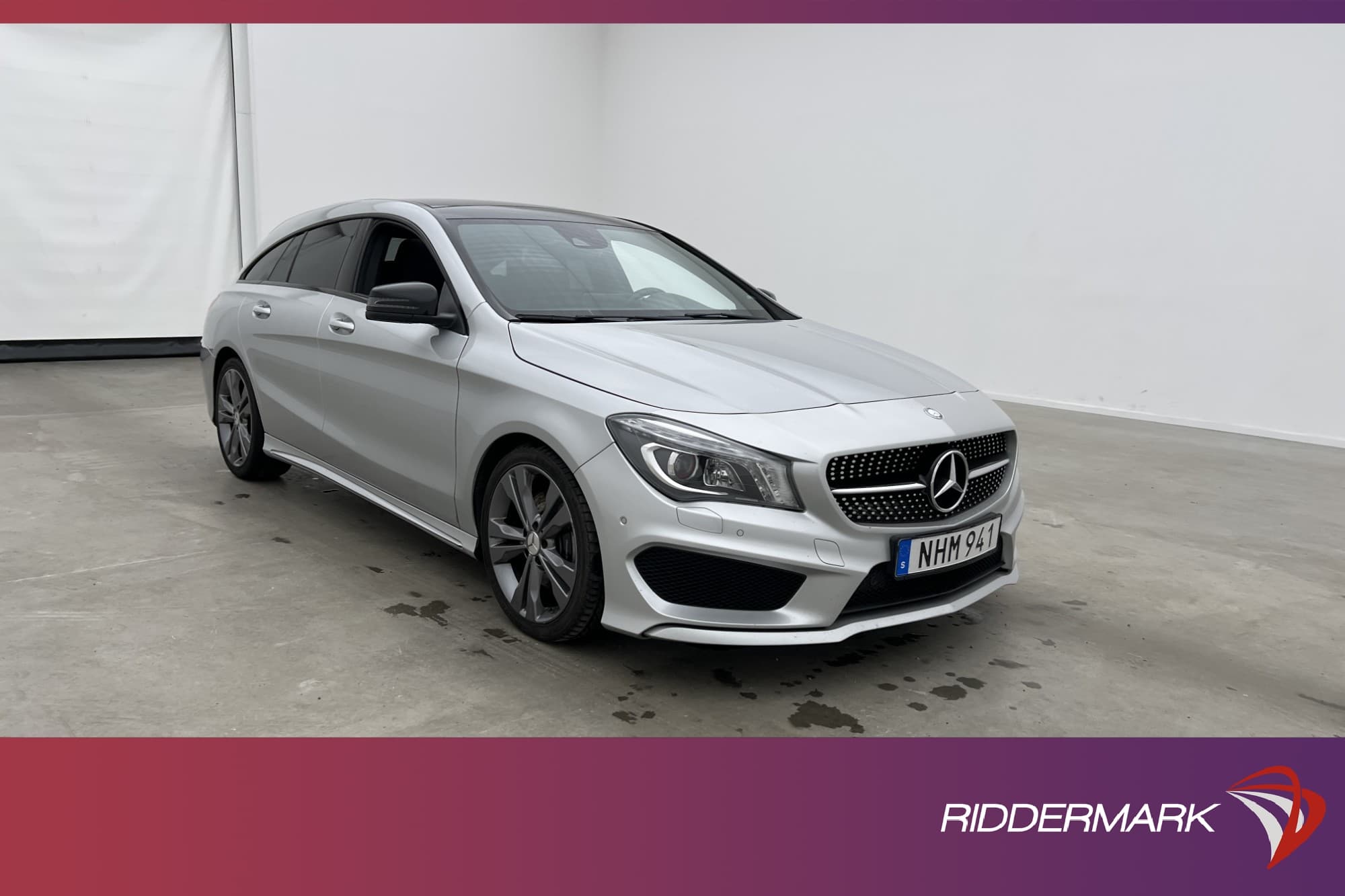 Mercedes-Benz CLA 220 d AMG Night Panorama Kamera CarPlay