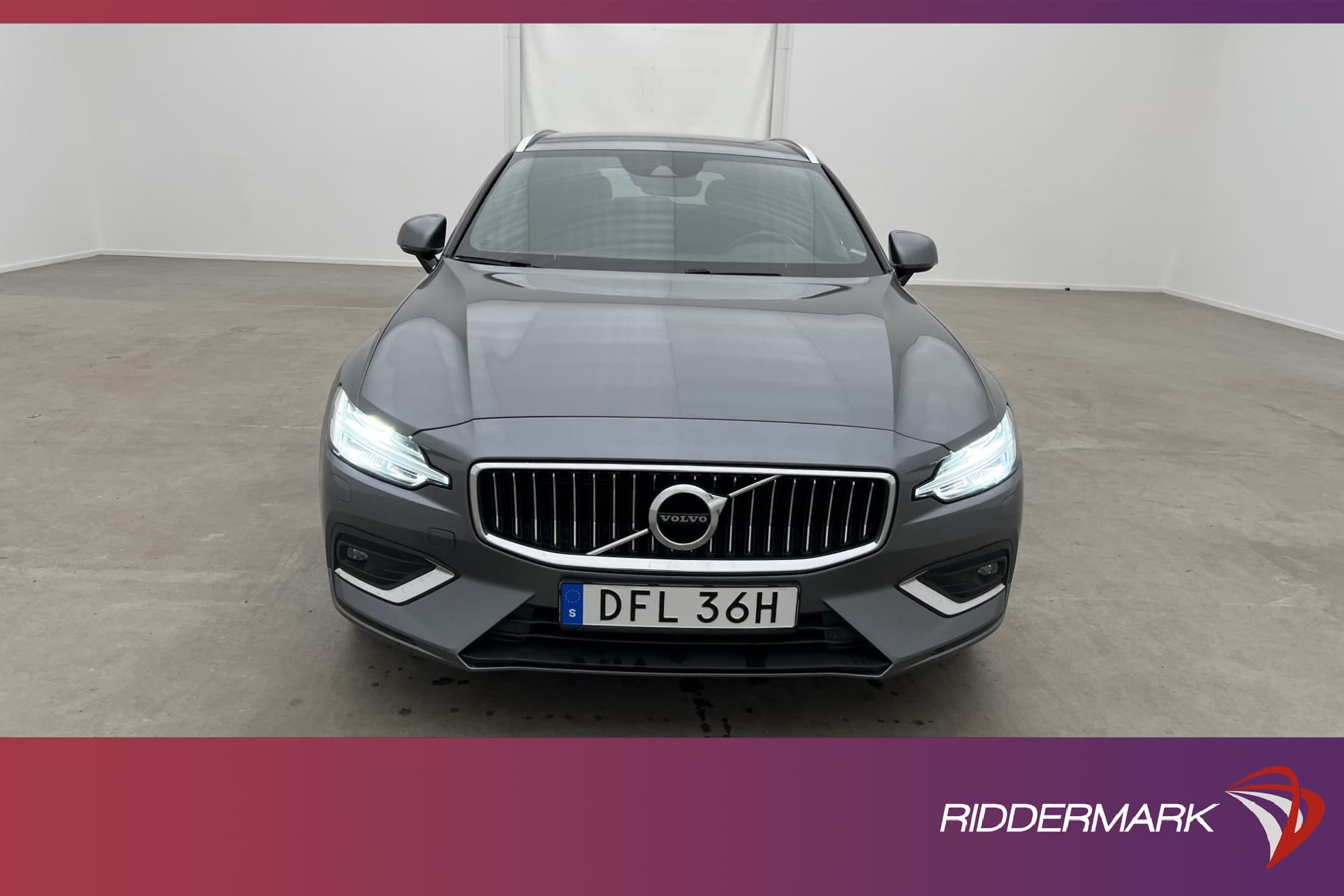 Volvo V60 D4 AWD Inscription VOC Värm Kamera Navi Skinn Drag