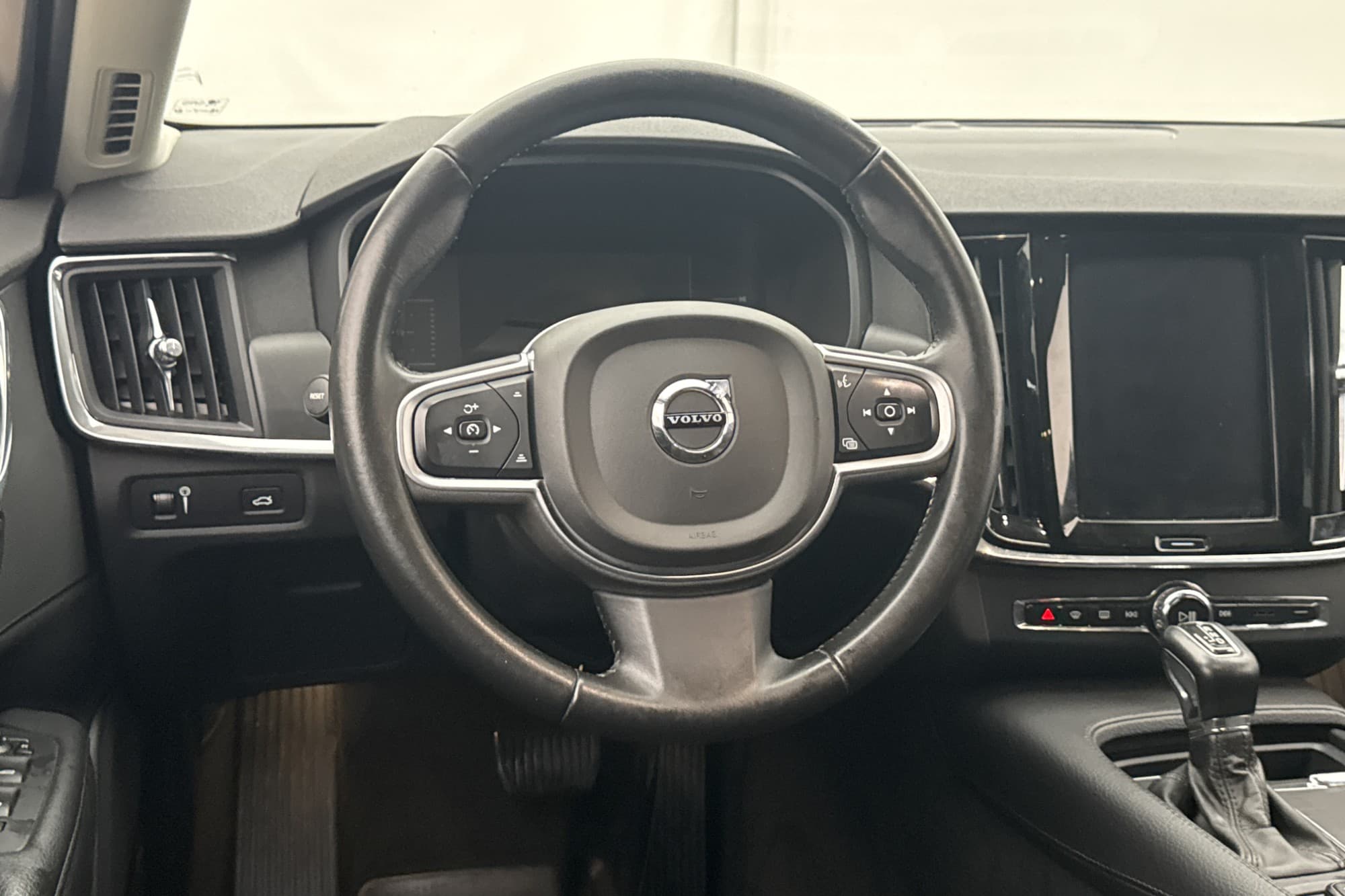Volvo V90 Cross Country D4 AWD M-Värm Dragkrok Sensorer 
