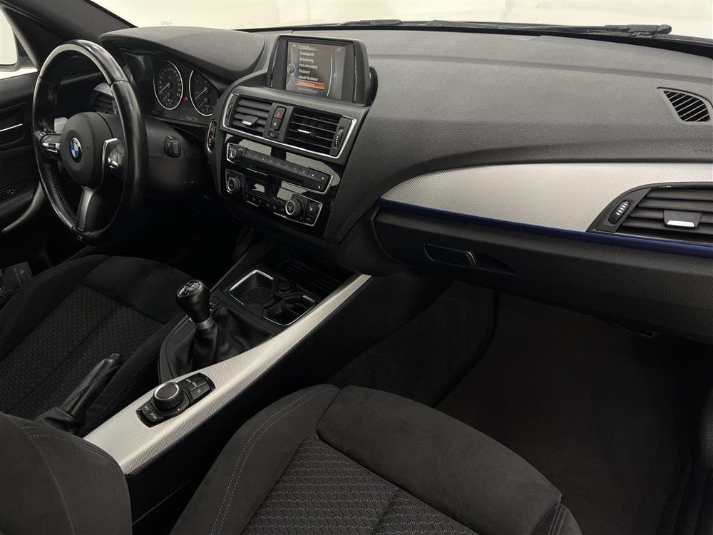 BMW 118d xDrive 5dr, F20 150hk M Sport PDC Alcantara Draginteriör