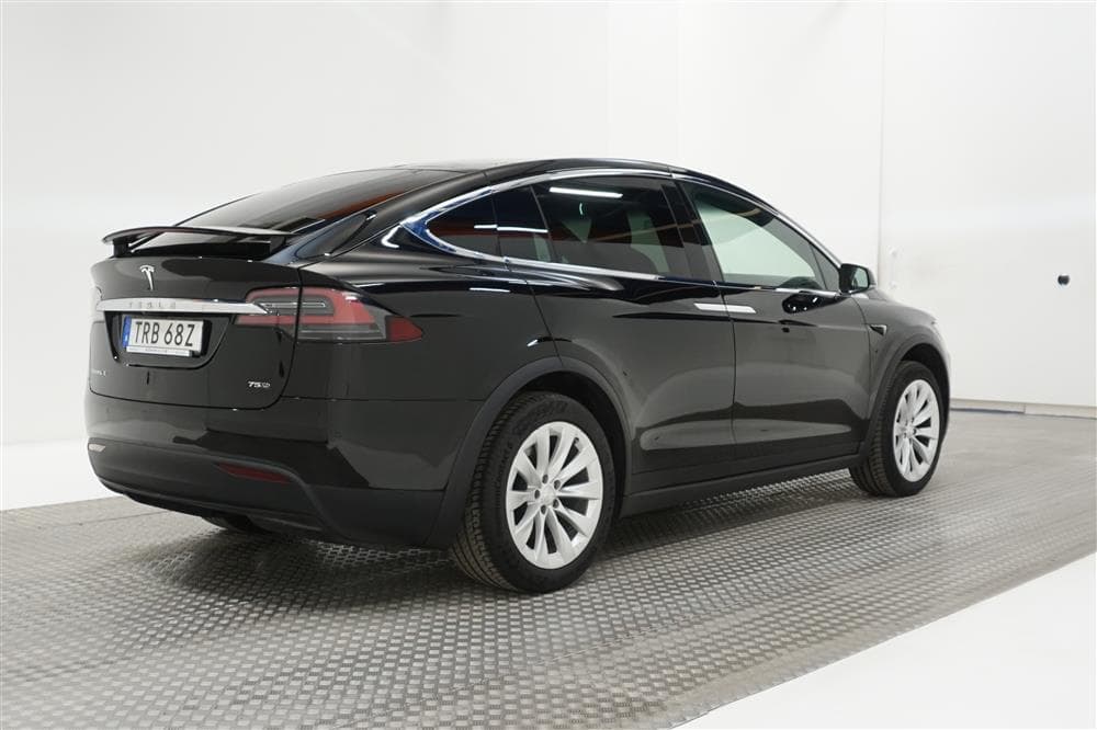Tesla Model X 75D AWD 333hk Uppgraderad autopilot Svensksåld