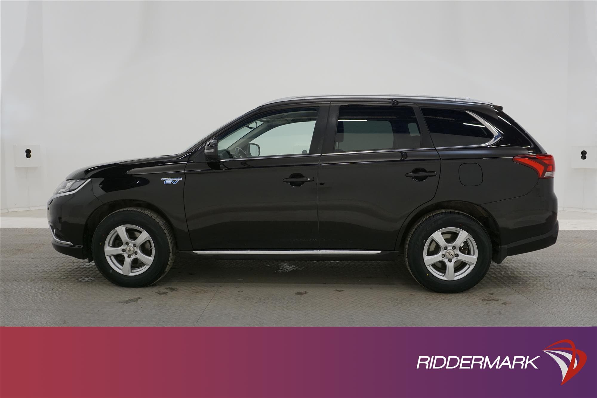 Mitsubishi Outlander PHEV 4WD 203hk