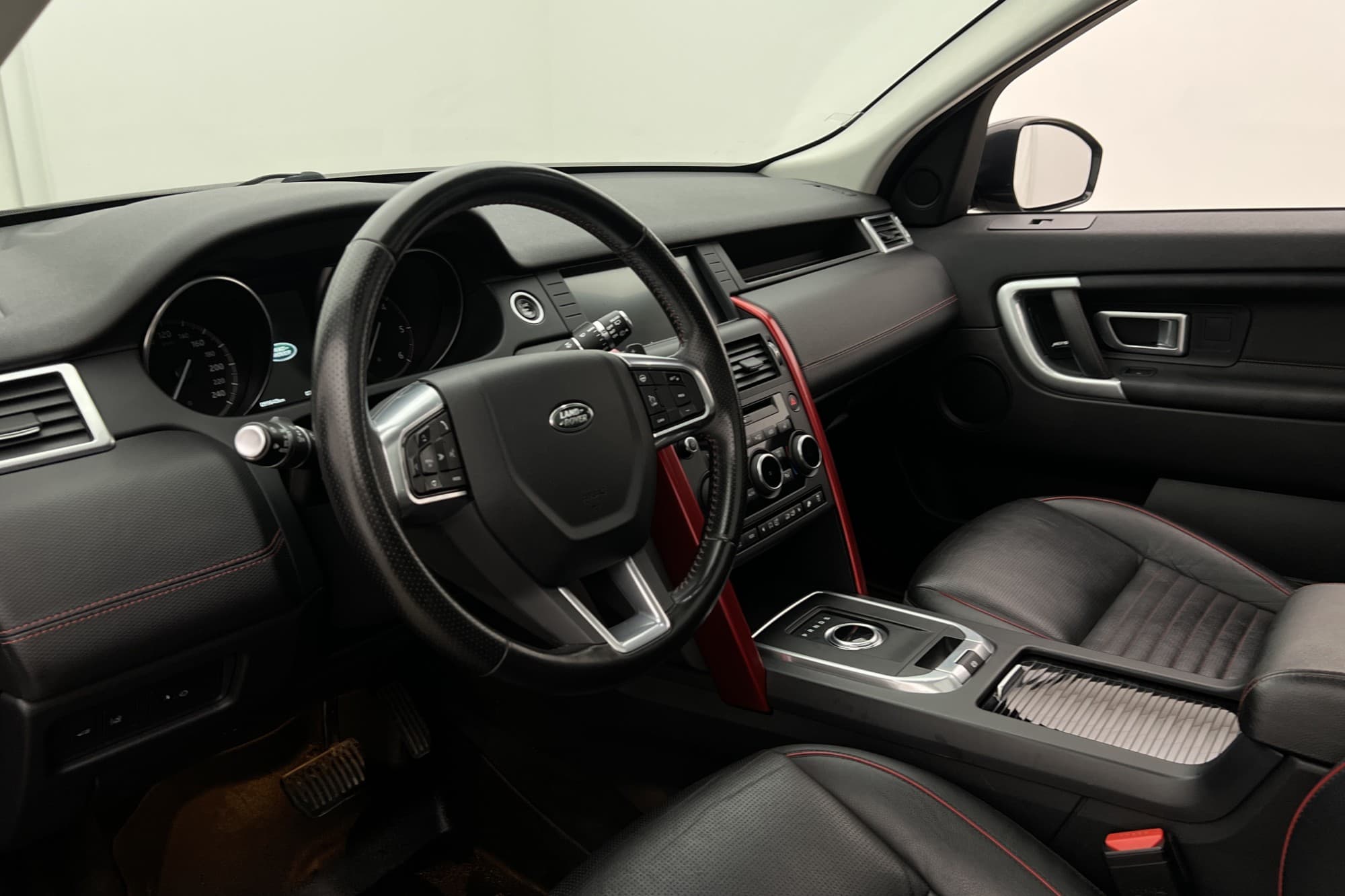 Land Rover Discovery Sport AWD Pano Meridian Skinn Kamera