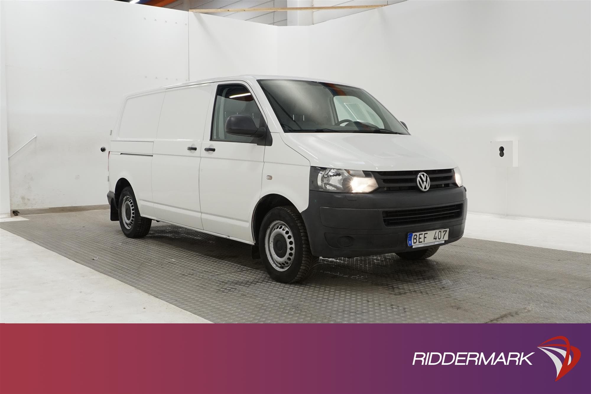 Volkswagen Transporter 2.0TDI Aut 140hk Lång Drag Värmare 