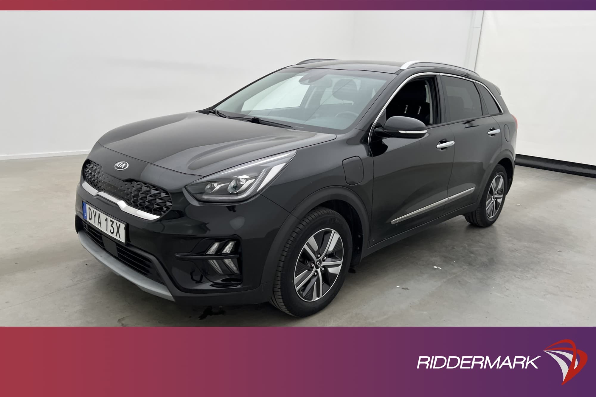 Kia Niro P-HEV 141hk Advance Plus 2 Kamera CarPlay Skinn
