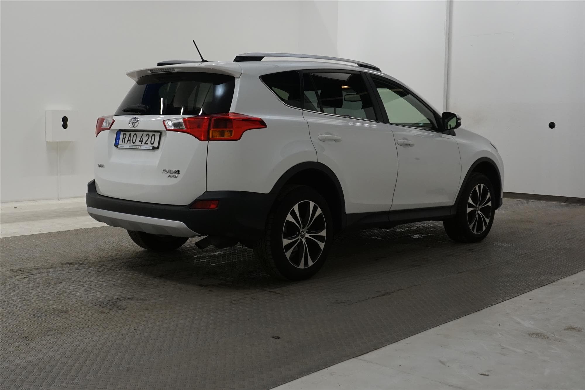 Toyota RAV4 2.0 4WD Multidrive S 152hk M&K Värmare B-Kam