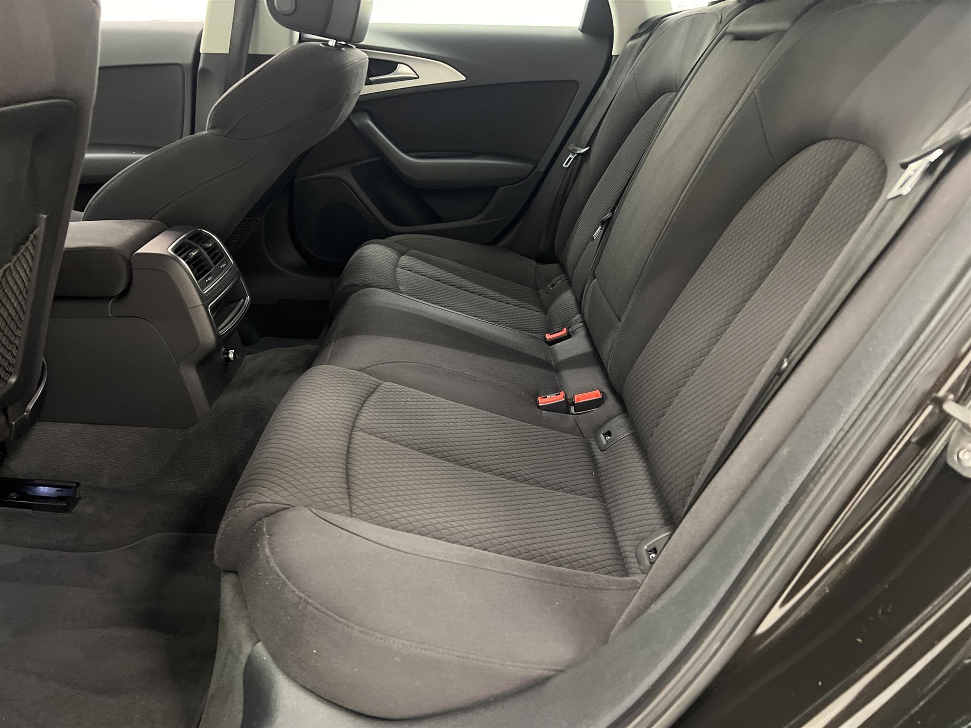 Audi A6 Avant 2.0 TDI 190hk Proline Sensorer Välservad 