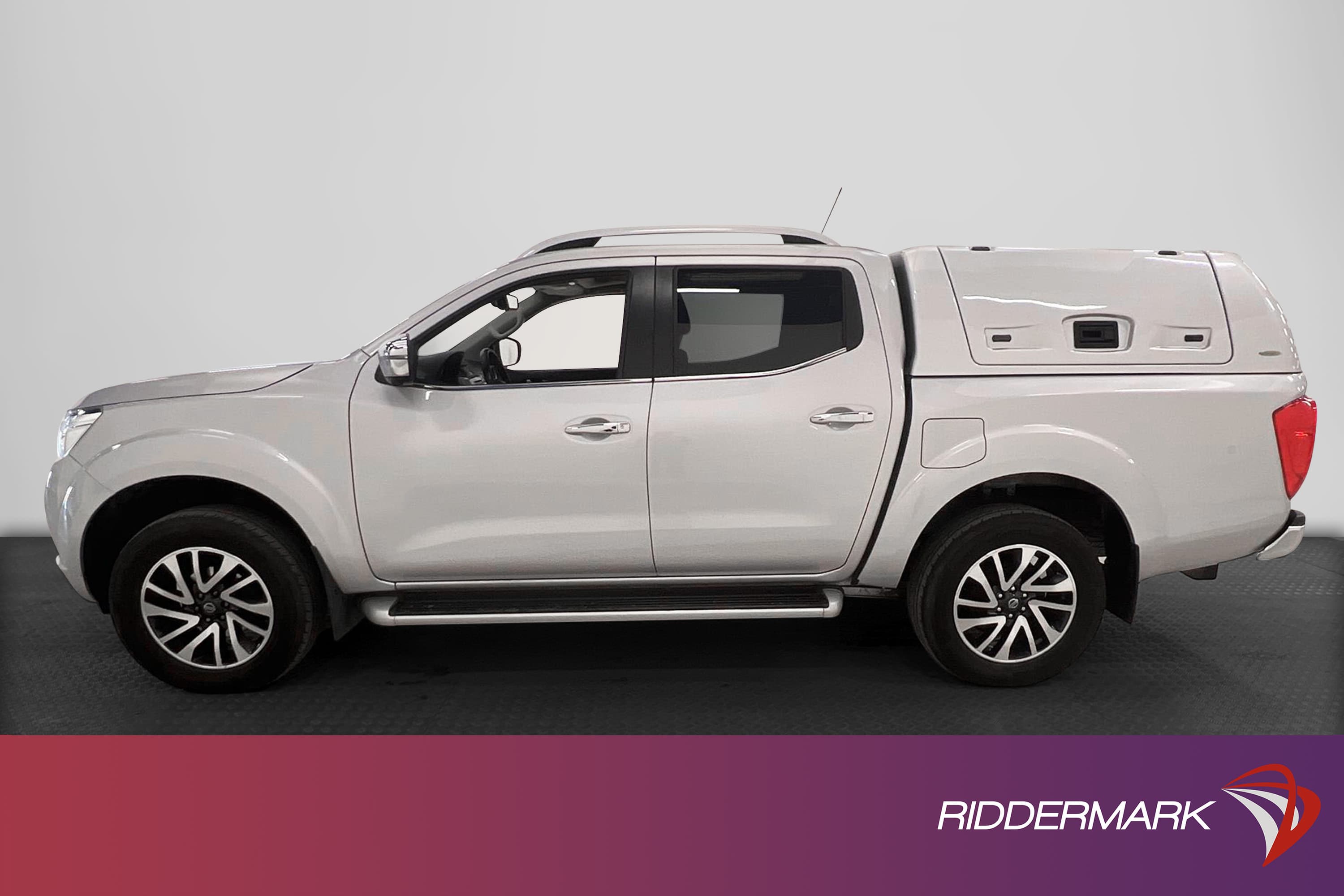 Nissan Navara 2.3 dCi Tekna Diffspärr Navi Aut Kåpa Moms