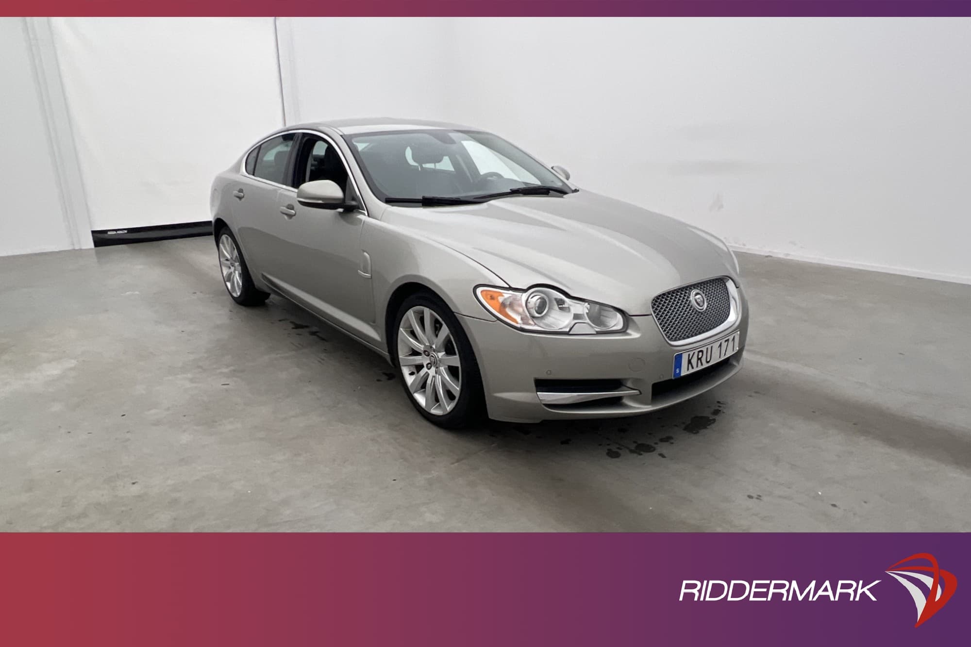 Jaguar XF 3.0 V6 241hk