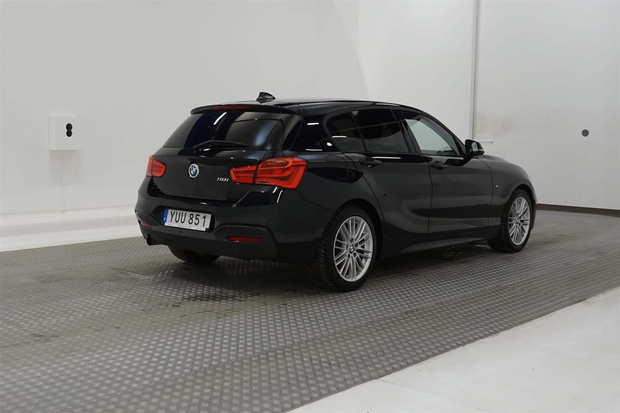 BMW 118i 136hk M Sport LED PDC Nyservad 0,53L/mil 