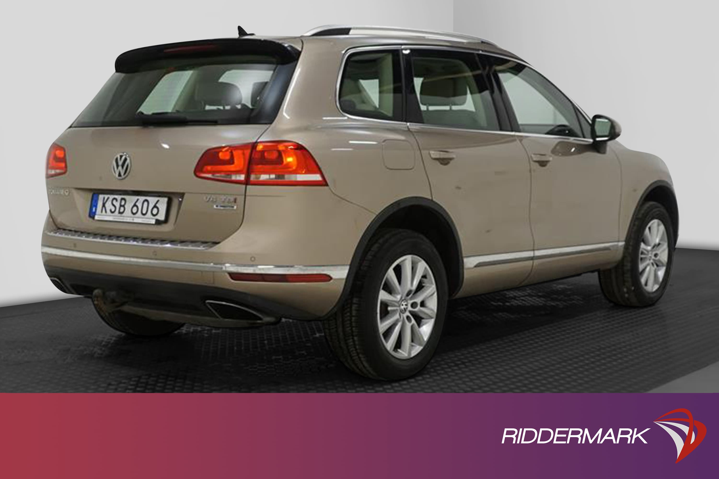 Volkswagen Touareg 3.0 262hk 4M Premium Pano 360° Drag Dvärm