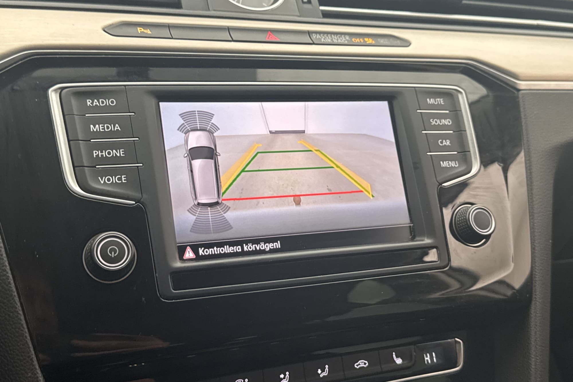 Volkswagen Passat TDI 4M 190hk R-Line Kamera Drag CarPlay