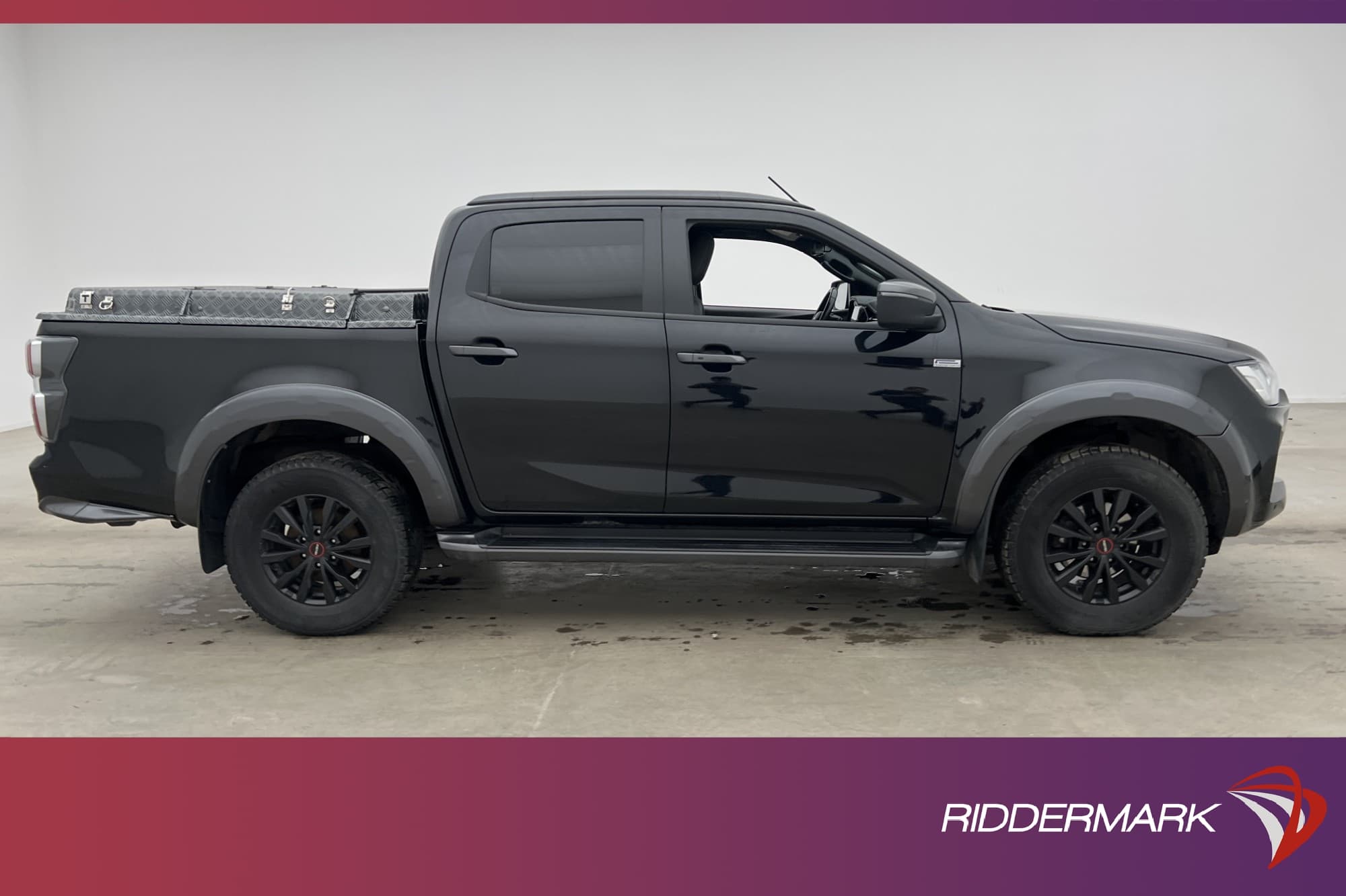 Isuzu D-Max XRX 1.9 4WD Värm Drag Skinn Diff Flaklock Moms