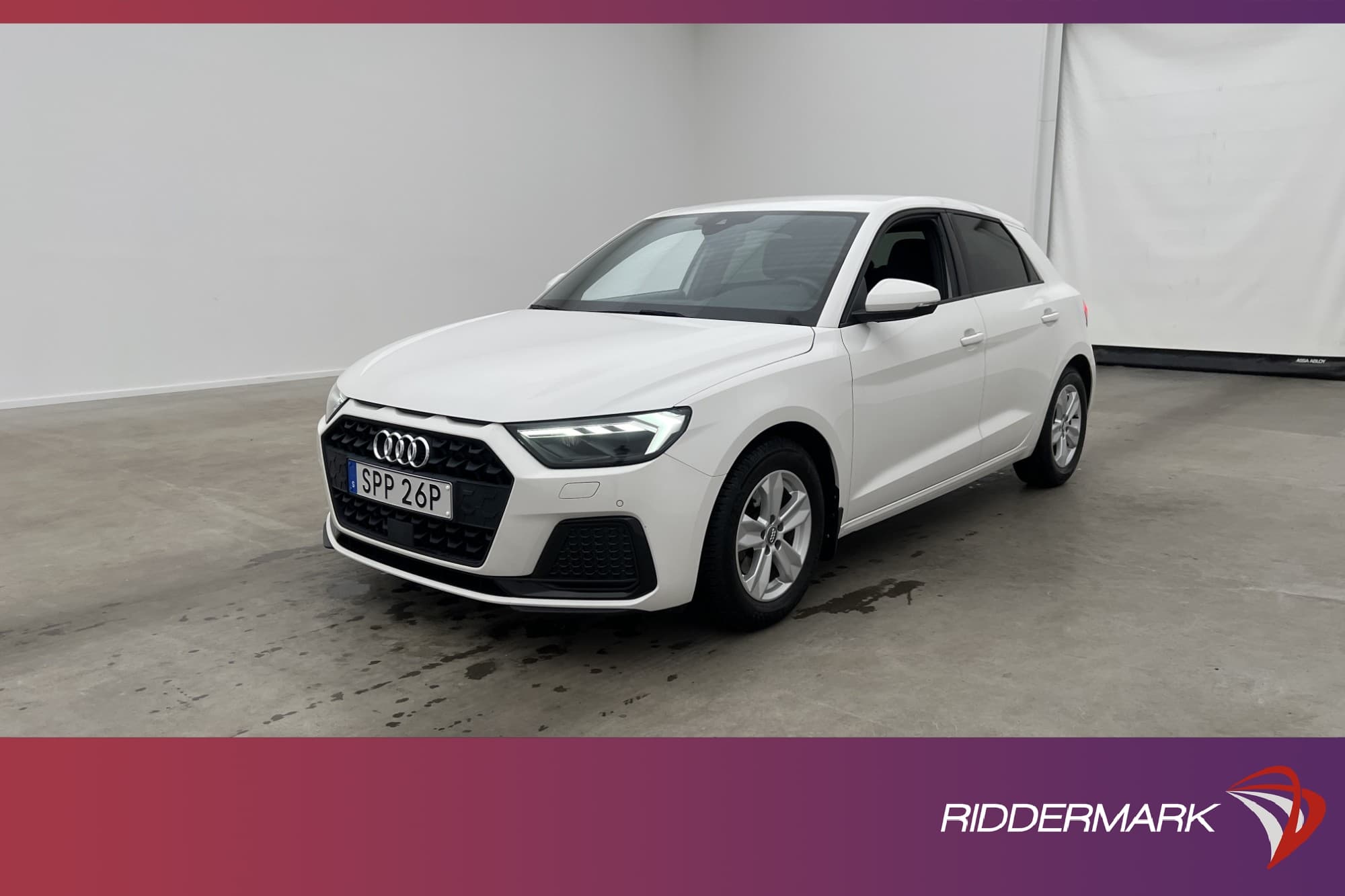 Audi A1 Sportback 35 TFSI 150hk Proline Cockpit Sensorer