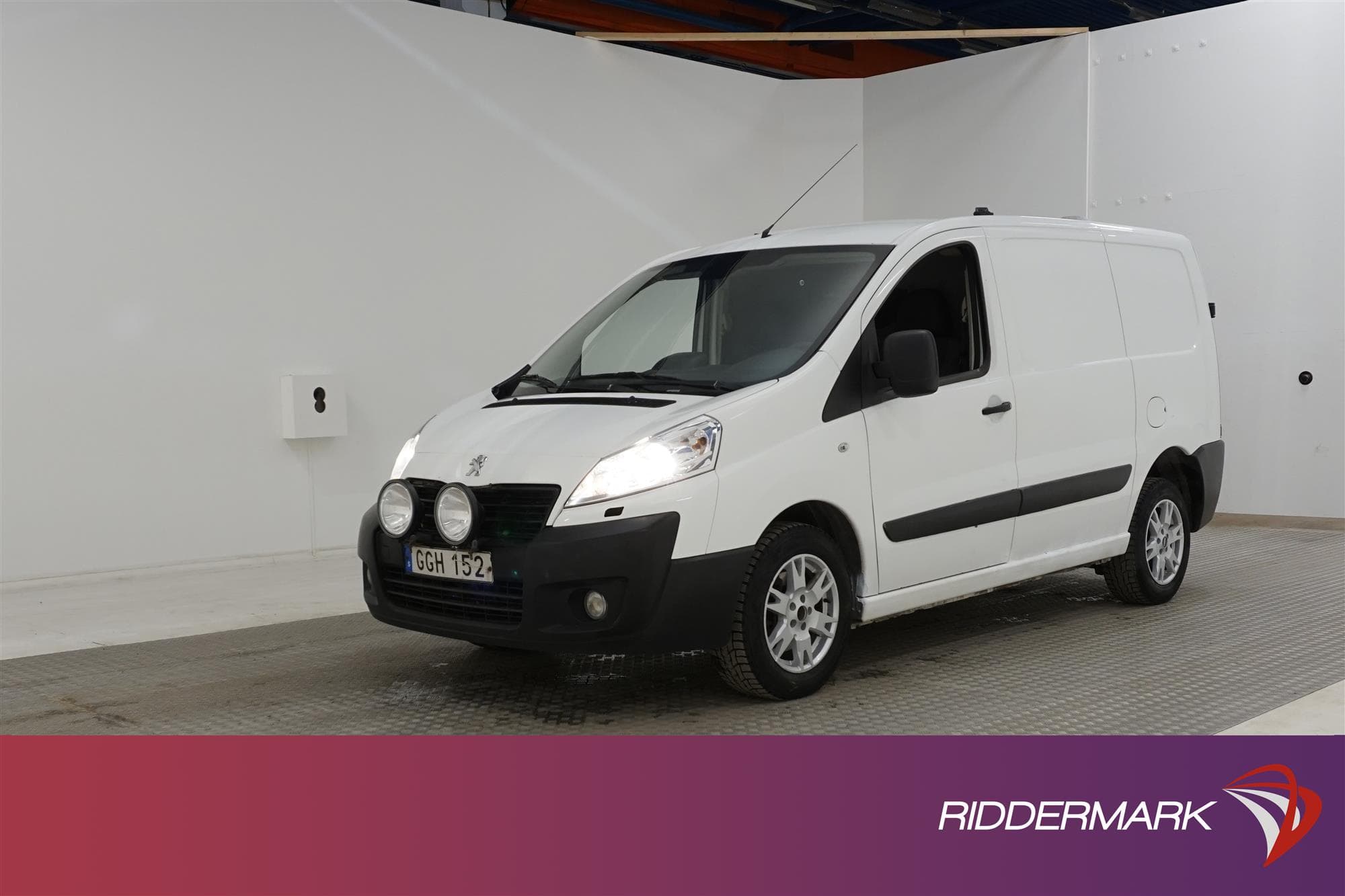 Peugeot Expert 2.0HDI Automat PDC Drag Ny-Kamrem Moms