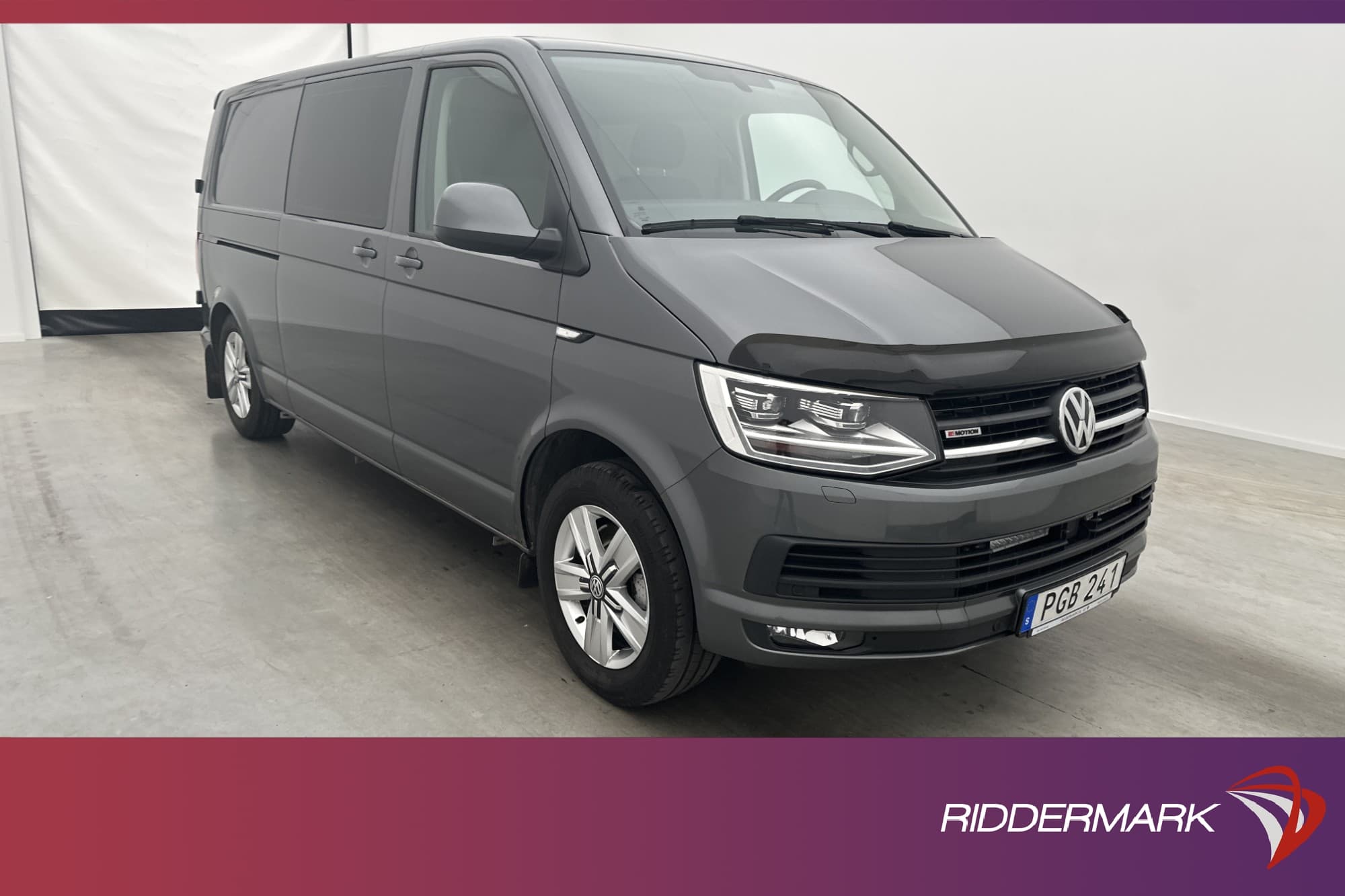 Volkswagen Transporter Kombi L2 4M