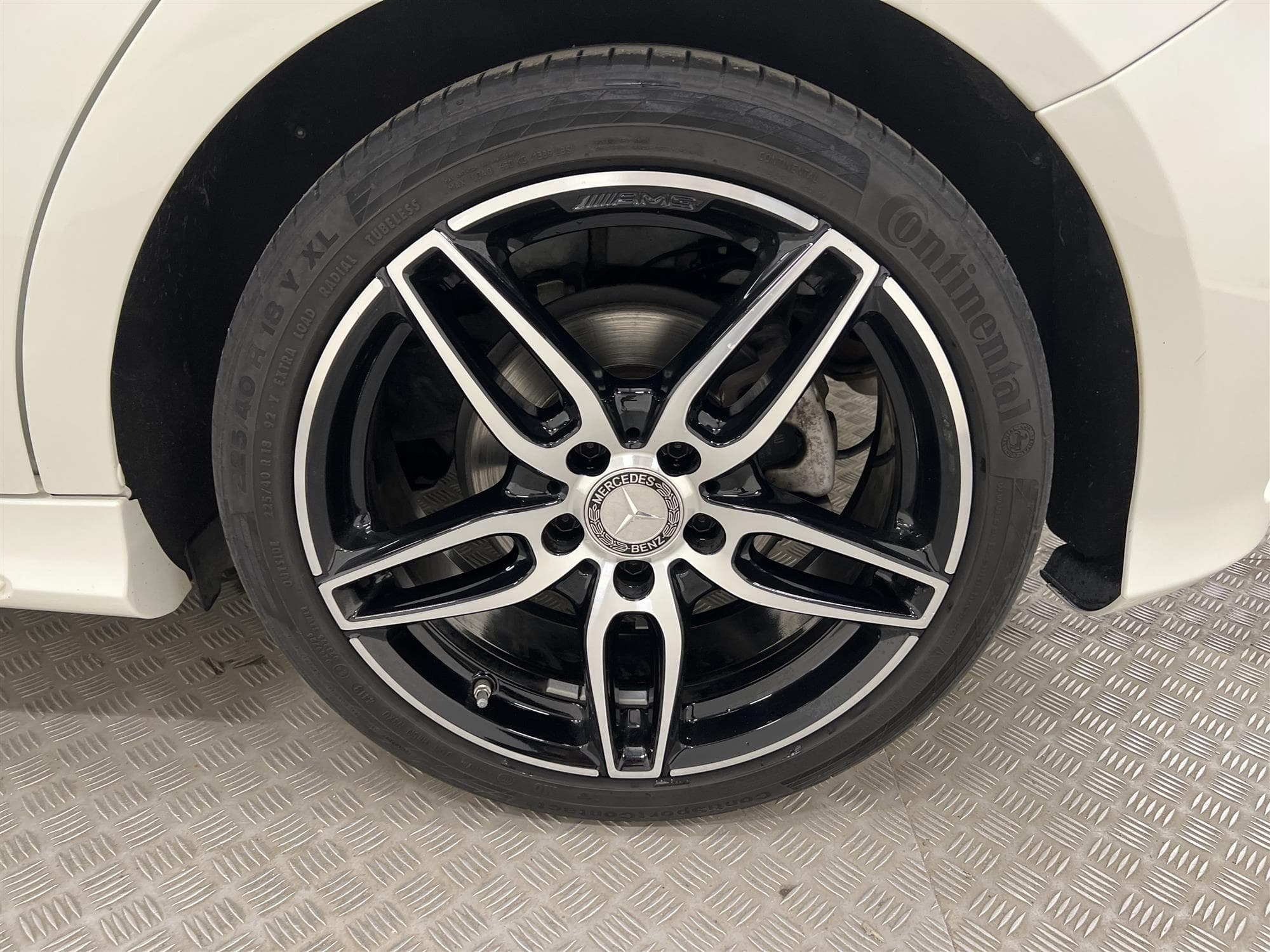 Mercedes-Benz  A 180 122hk AMG Sport 2 Brukare Låg Skatt 