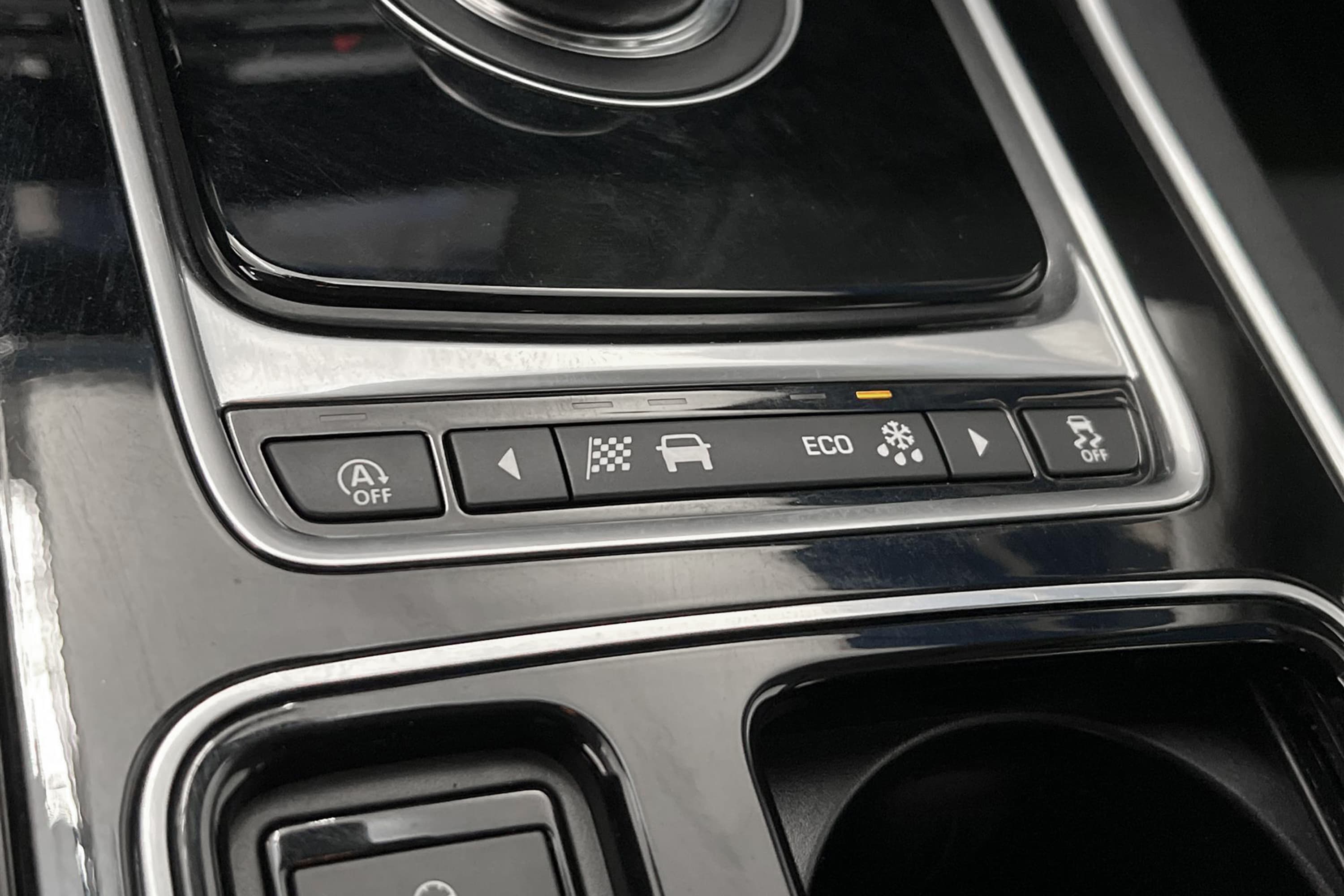 Jaguar XE 20d 180hk Sensorer Välservad 0,42l/mil 