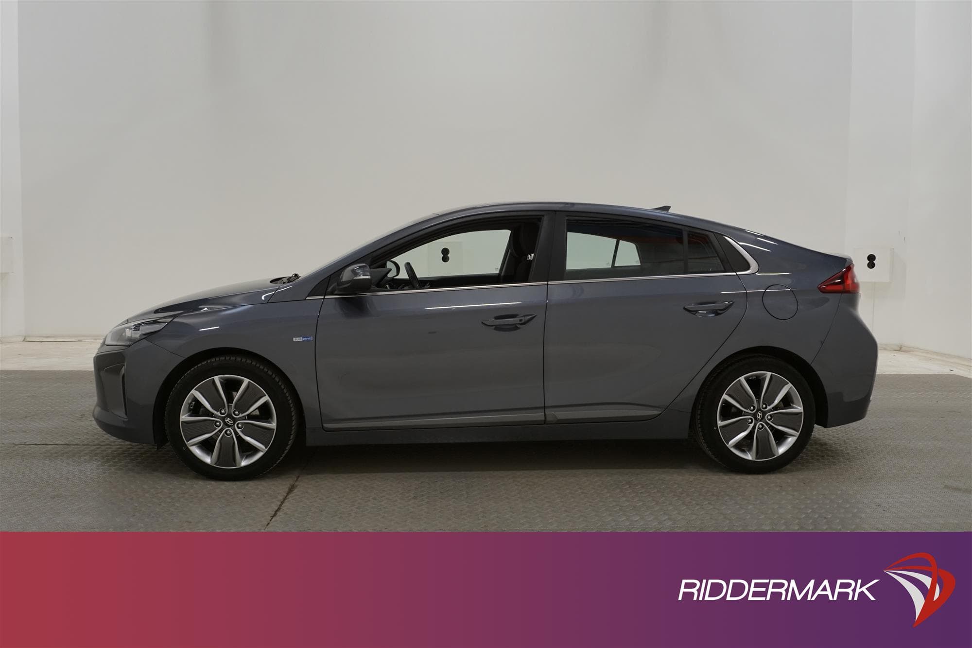 Hyundai Ioniq 1.6 141hk Navi B-Kamera  360kr Skatt 0,39L/mil