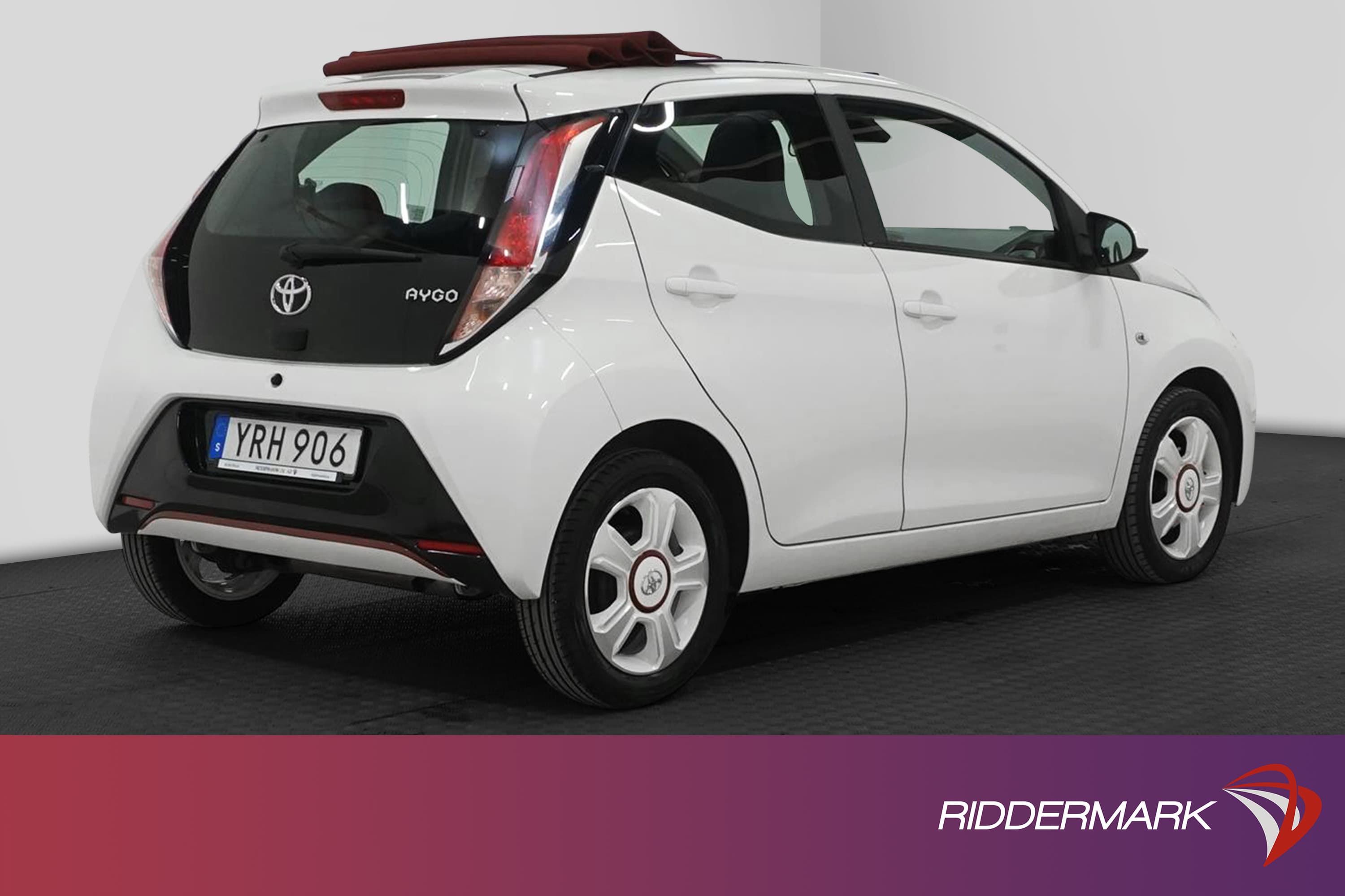 Toyota Aygo 1.0 VVT-i 69hk B-Kam 360kr Skatt 0,41L/mil