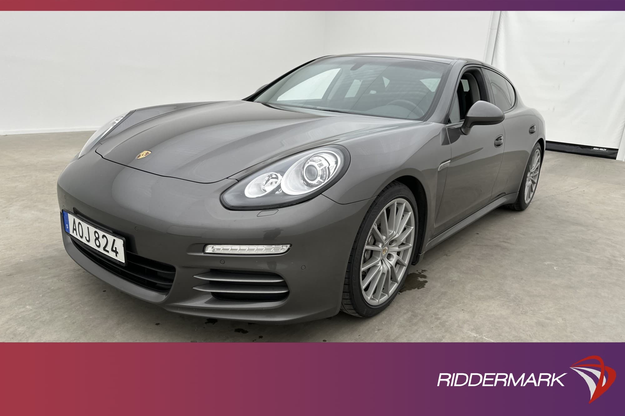 Porsche Panamera 4 PDK 310hk