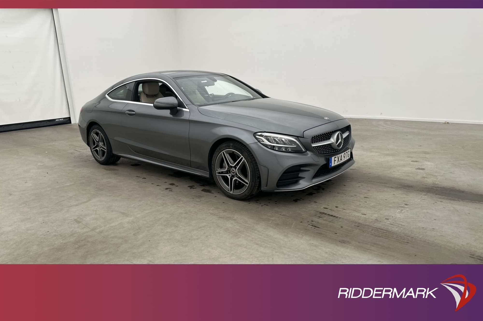 Mercedes-Benz C 300 Coupé AMG P-Värmare Kamera Drag Pano