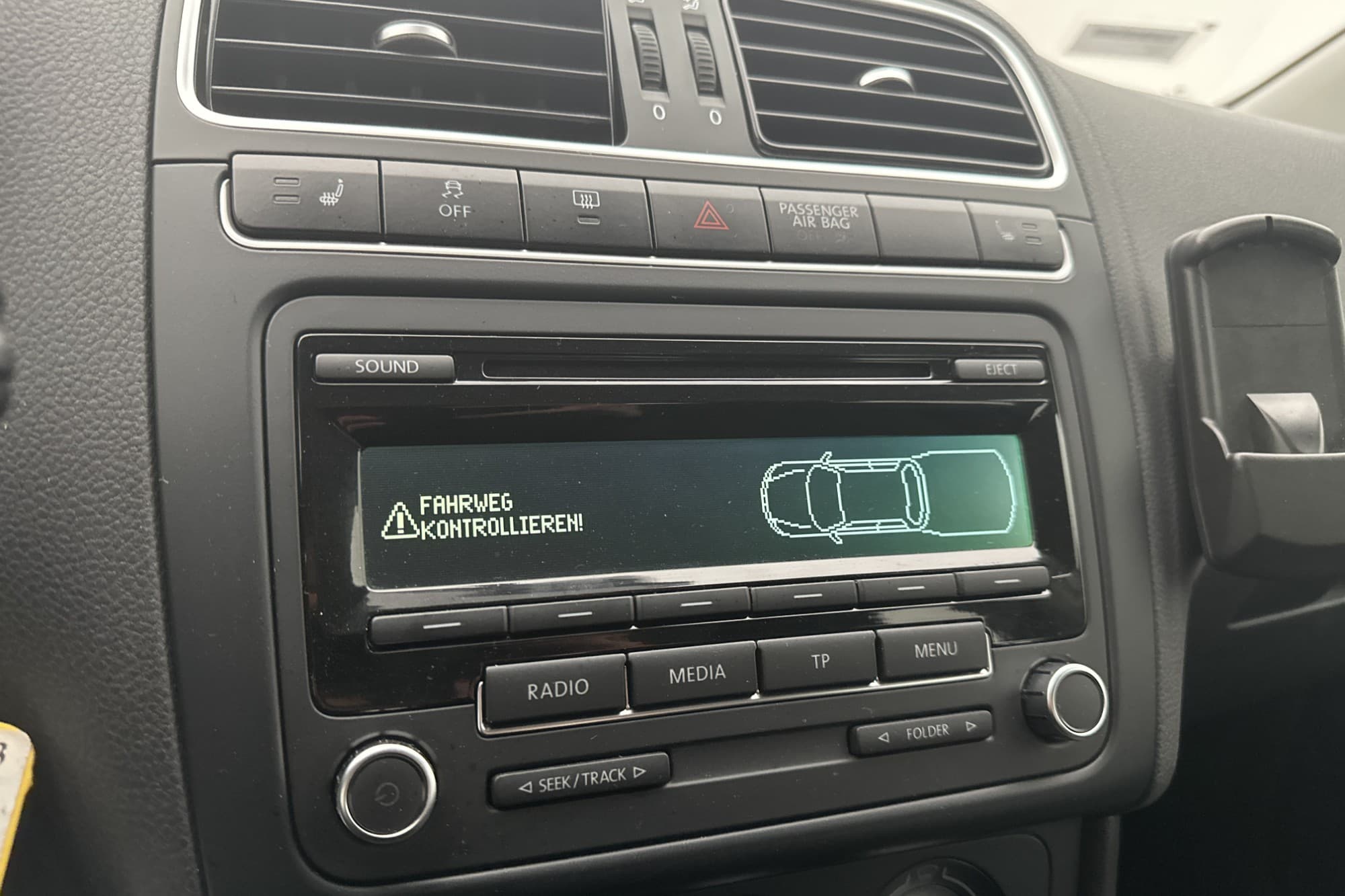 Volkswagen Polo 90hk R-Line Dragkrok Farthållare Sensorer