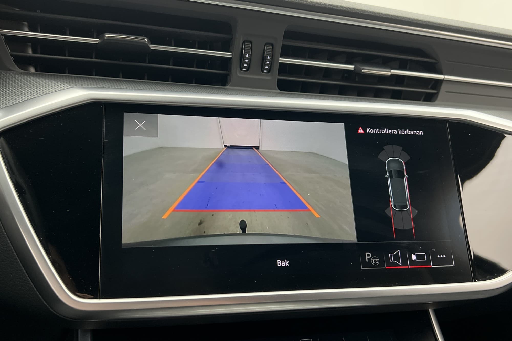 Audi A6 Allroad 40 TDI 204hk Q B&O Cockpit Värm Kamera Drag